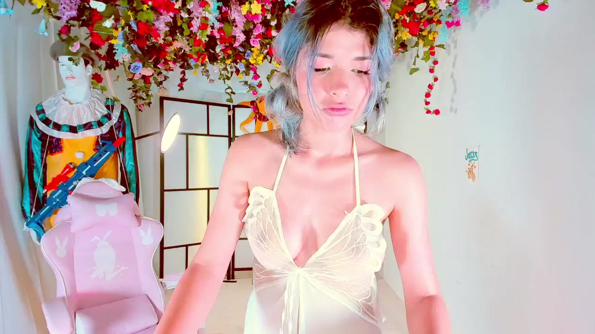 Gallery image thumbnail from Agostinha_Red's myfreecams stream on, 07/31/2024, 19:31 image 4 of 20