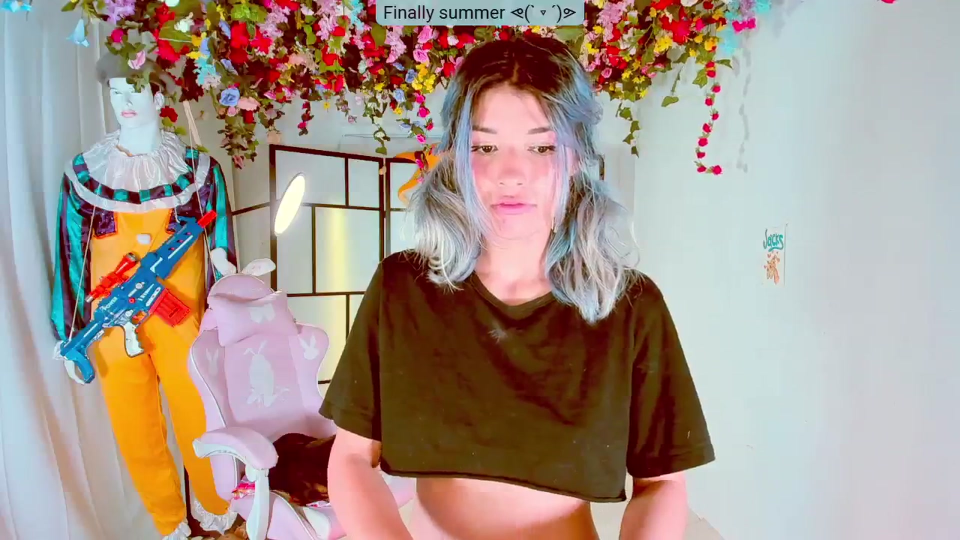 Gallery image thumbnail from Agostinha_Red's myfreecams stream on, 08/01/2024, 19:22 image 19 of 20