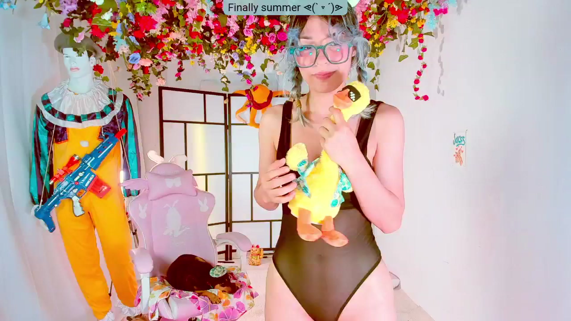 Gallery image thumbnail from Agostinha_Red's myfreecams stream on, 08/02/2024, 20:33 image 5 of 20