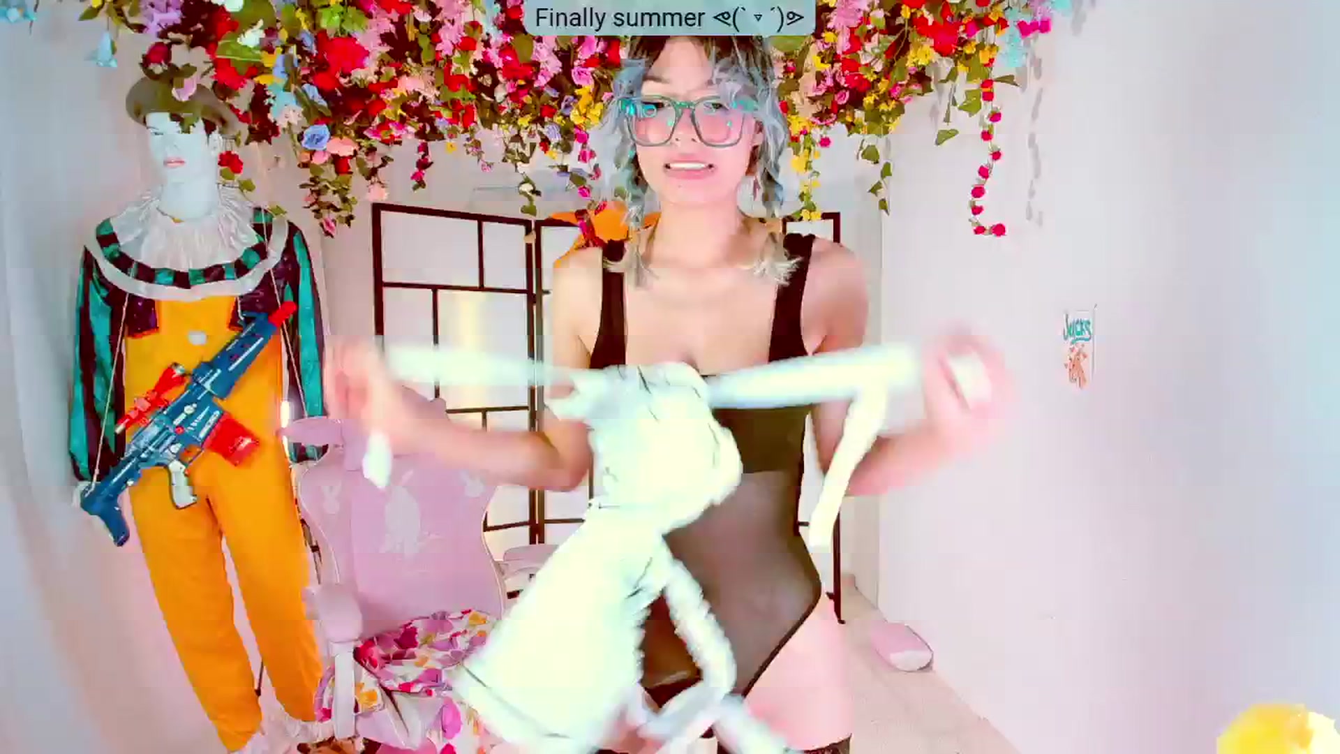 Gallery image thumbnail from Agostinha_Red's myfreecams stream on, 08/02/2024, 20:33 image 9 of 20
