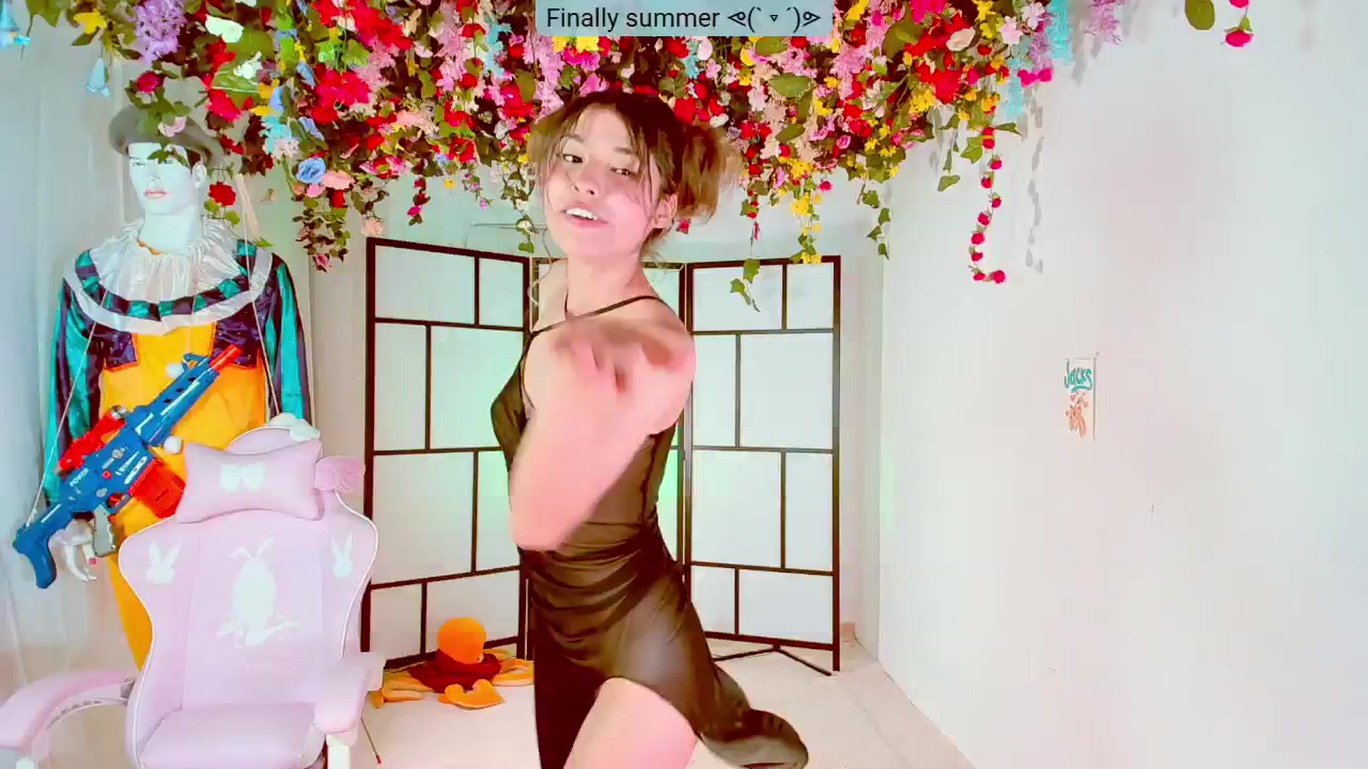 Gallery image thumbnail from Agostinha_Red's myfreecams stream on, 08/08/2024, 22:19 image 11 of 20
