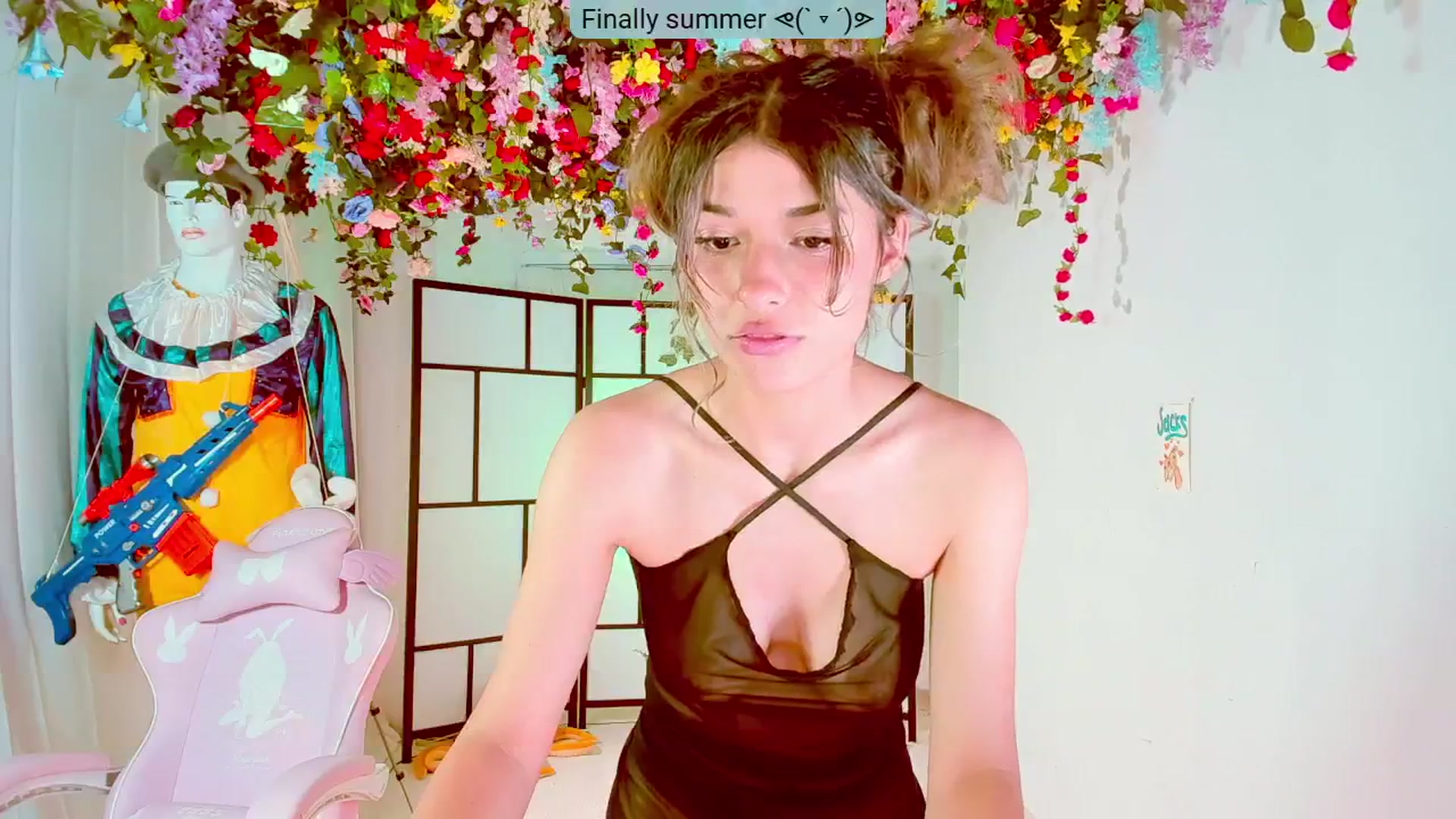 Gallery image thumbnail from Agostinha_Red's myfreecams stream on, 08/09/2024, 24:12 image 13 of 20