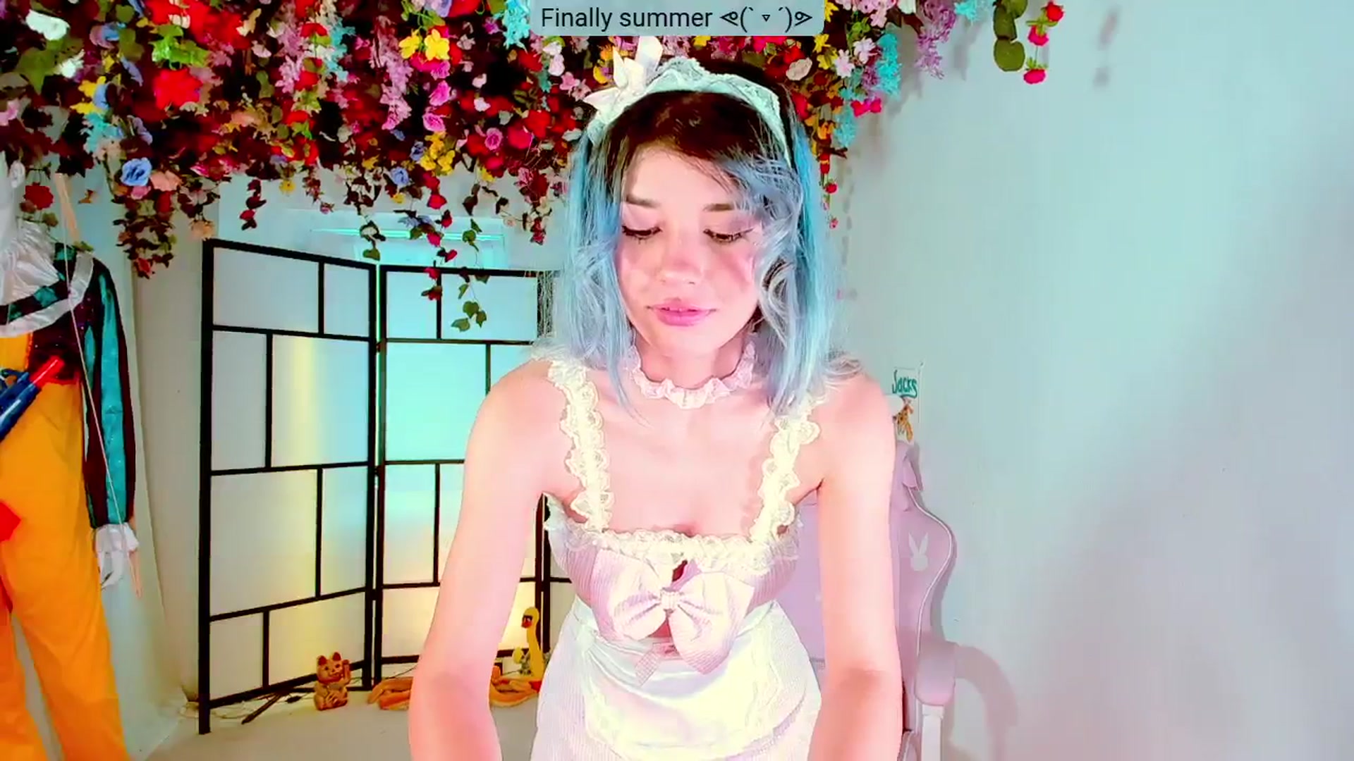 Gallery image thumbnail from Agostinha_Red's myfreecams stream on, 08/15/2024, 18:43 image 17 of 20