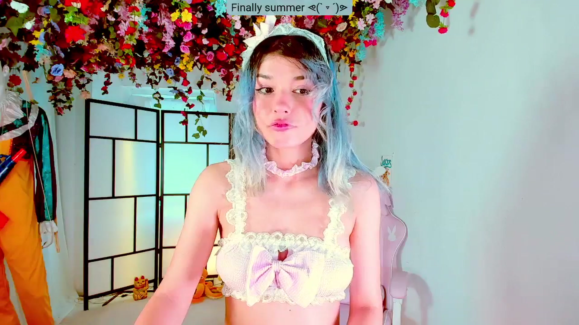 Gallery image thumbnail from Agostinha_Red's myfreecams stream on, 08/15/2024, 18:43 image 2 of 20