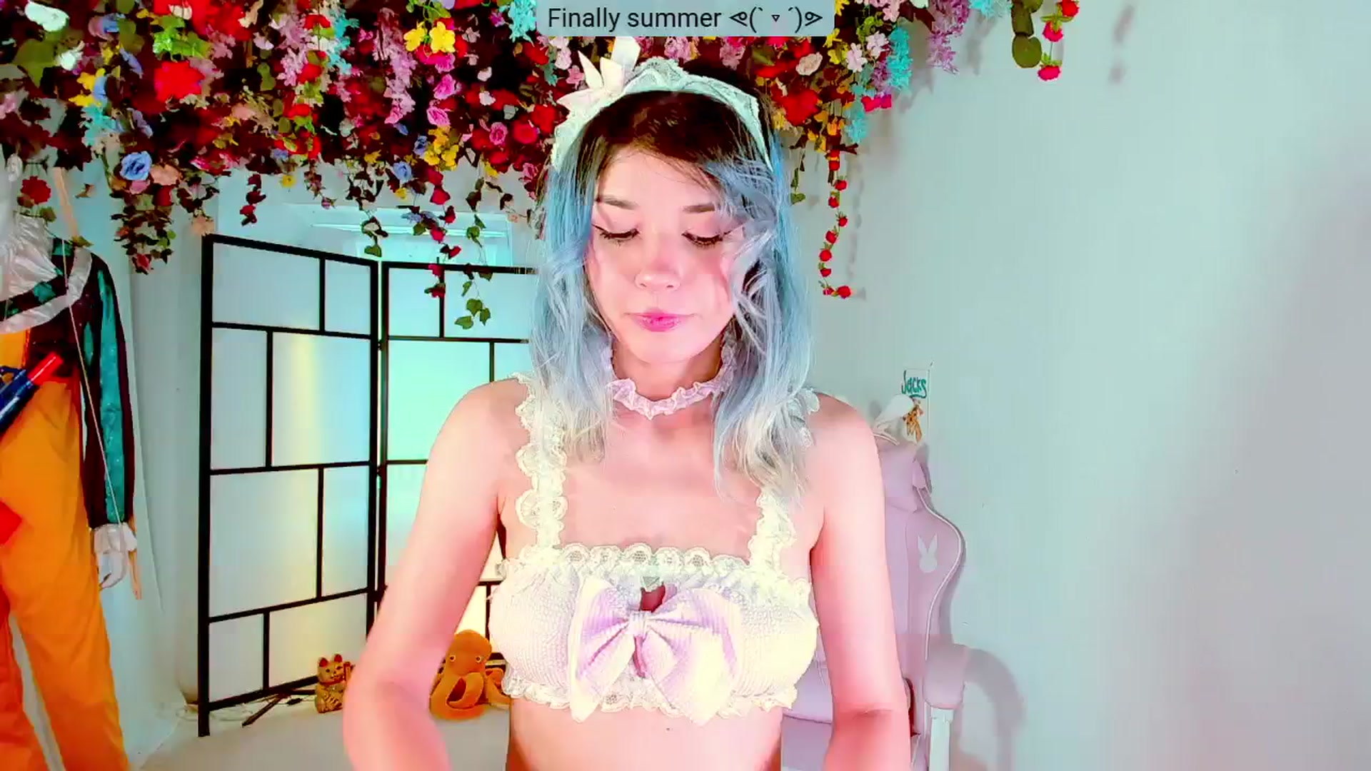 Gallery image thumbnail from Agostinha_Red's myfreecams stream on, 08/15/2024, 18:43 image 1 of 20
