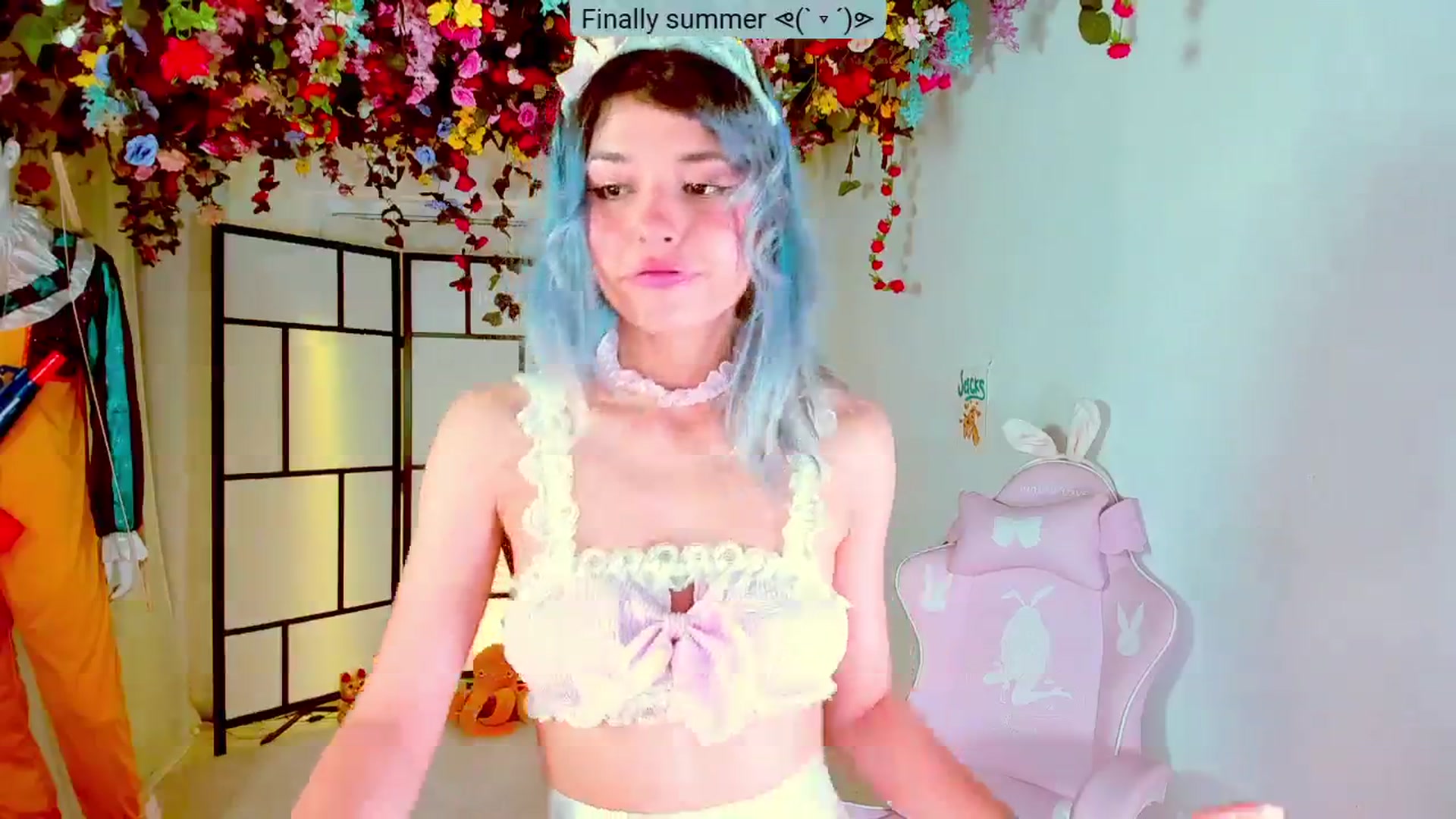 Gallery image thumbnail from Agostinha_Red's myfreecams stream on, 08/15/2024, 21:14 image 20 of 20