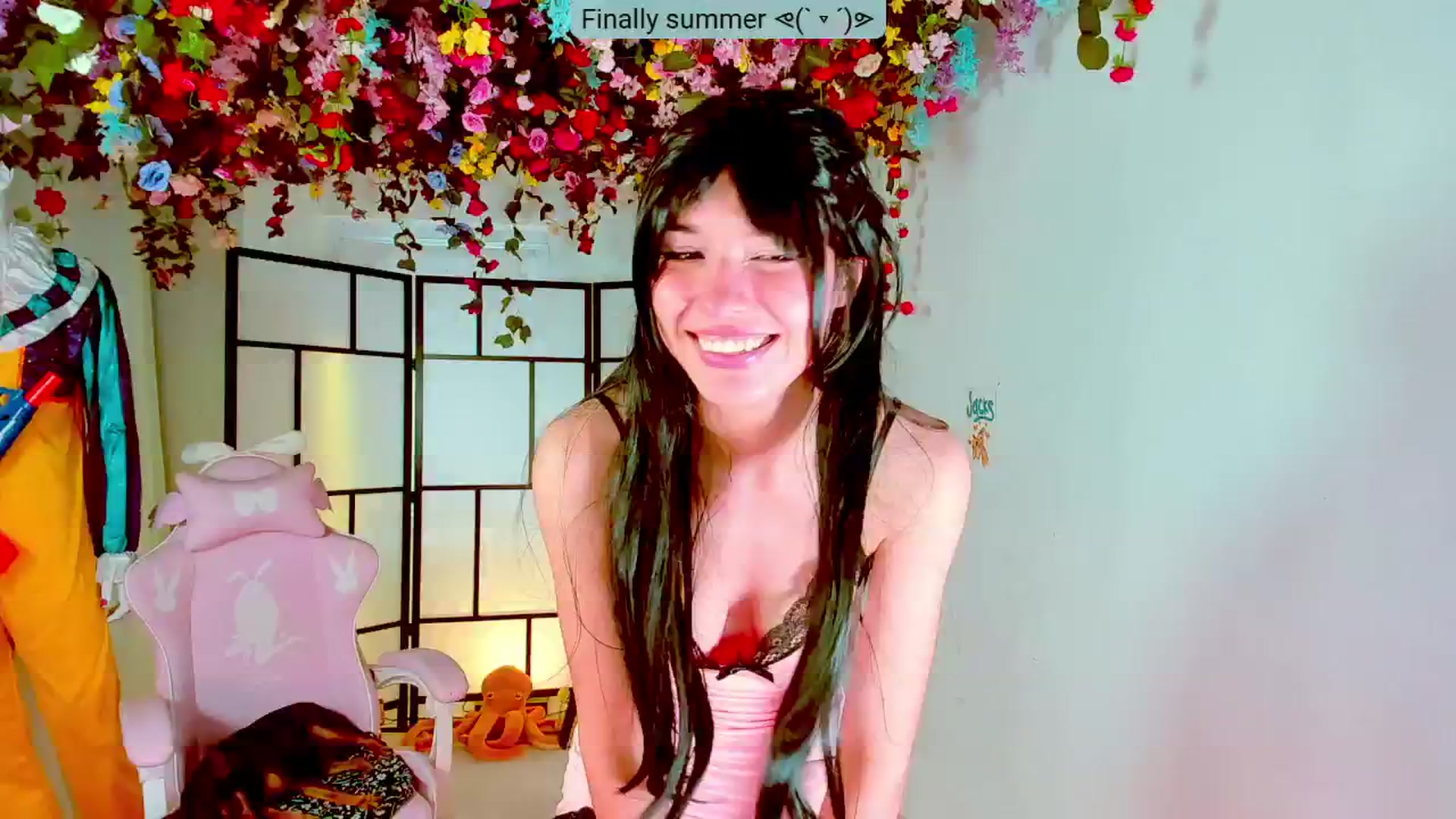 Gallery image thumbnail from Agostinha_Red's myfreecams stream on, 08/17/2024, 20:51 image 9 of 20