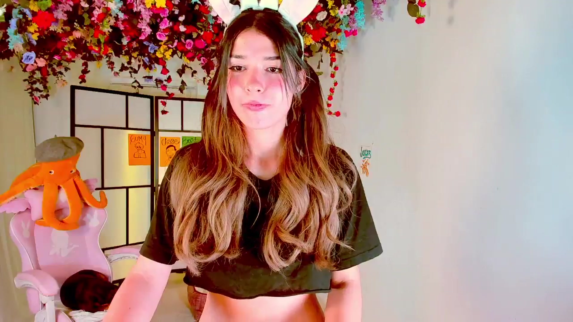 Gallery image thumbnail from Agostinha_Red's myfreecams stream on, 08/23/2024, 24:08 image 10 of 20