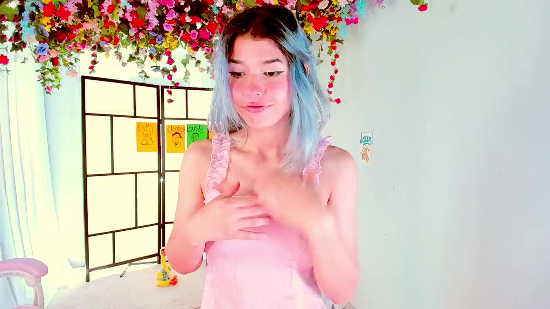 Gallery image thumbnail from Agostinha_Red's myfreecams stream on, 08/26/2024, 12:28 image 15 of 20