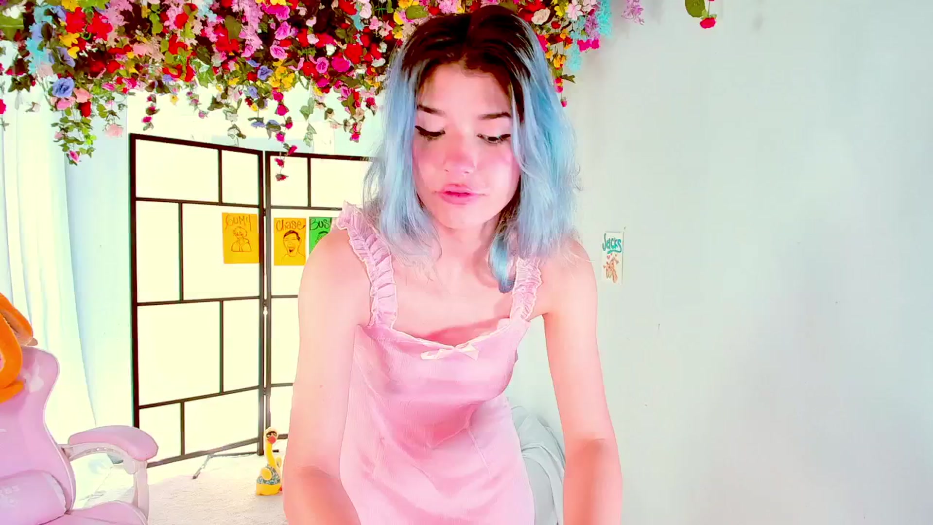 Gallery image thumbnail from Agostinha_Red's myfreecams stream on, 08/26/2024, 12:28 image 6 of 20