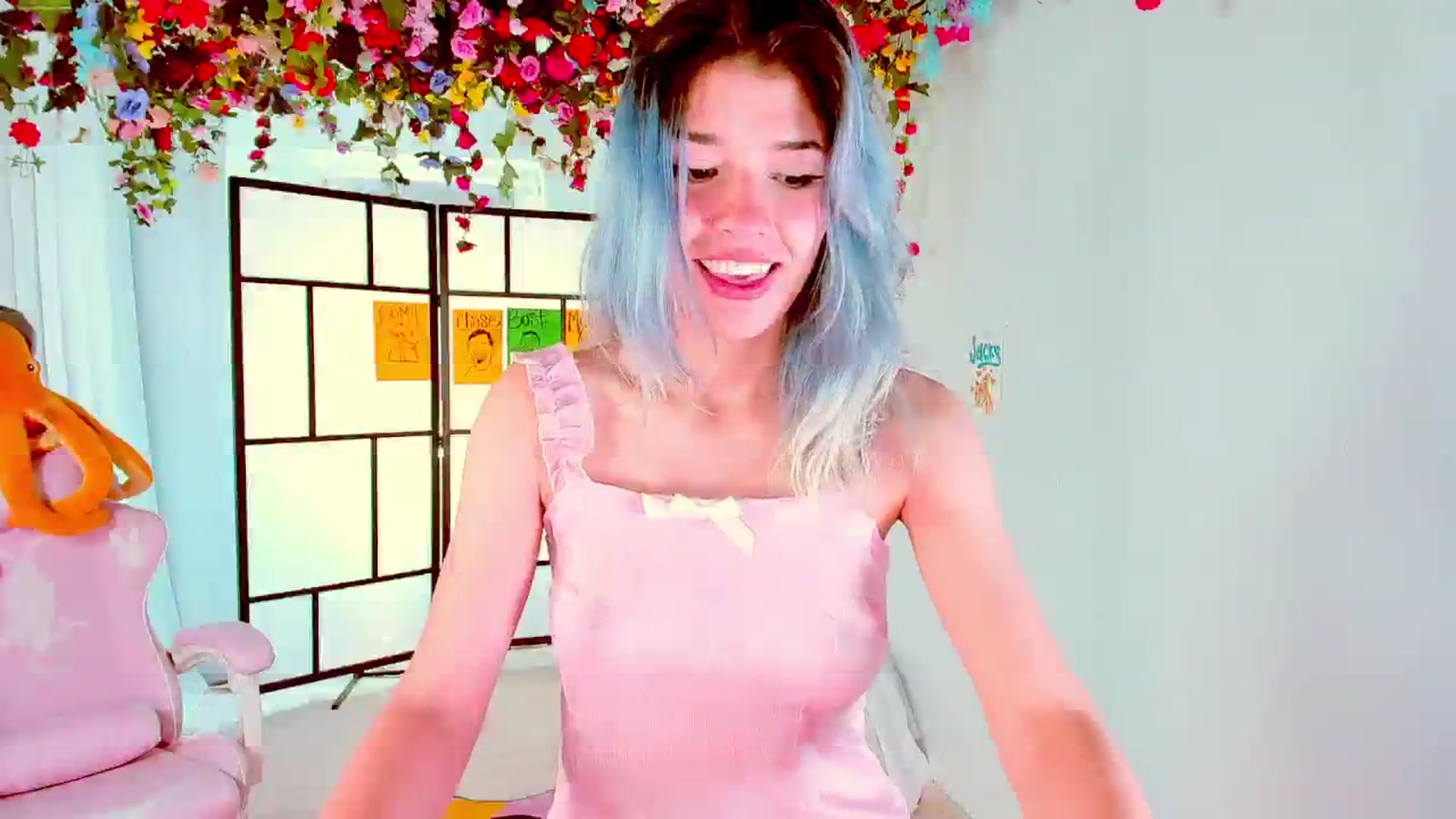 Gallery image thumbnail from Agostinha_Red's myfreecams stream on, 08/26/2024, 13:40 image 12 of 20
