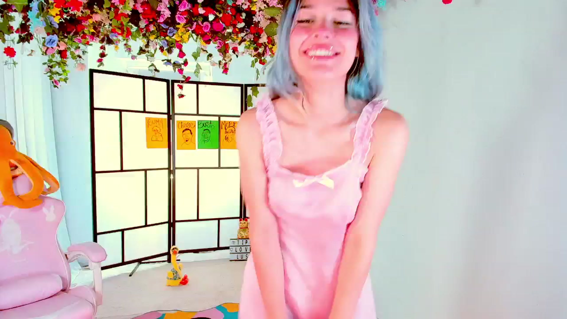 Gallery image thumbnail from Agostinha_Red's myfreecams stream on, 08/26/2024, 13:40 image 8 of 20