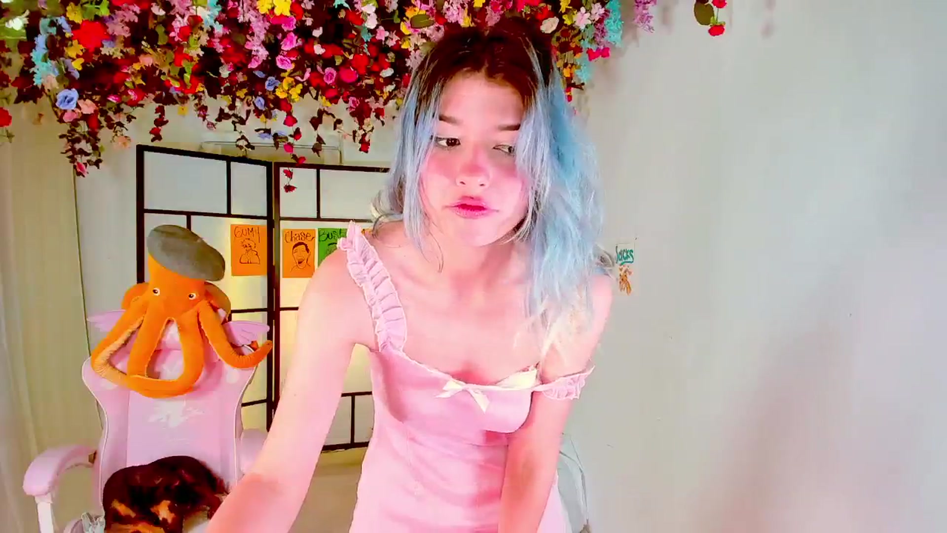 Gallery image thumbnail from Agostinha_Red's myfreecams stream on, 08/27/2024, 24:35 image 9 of 20
