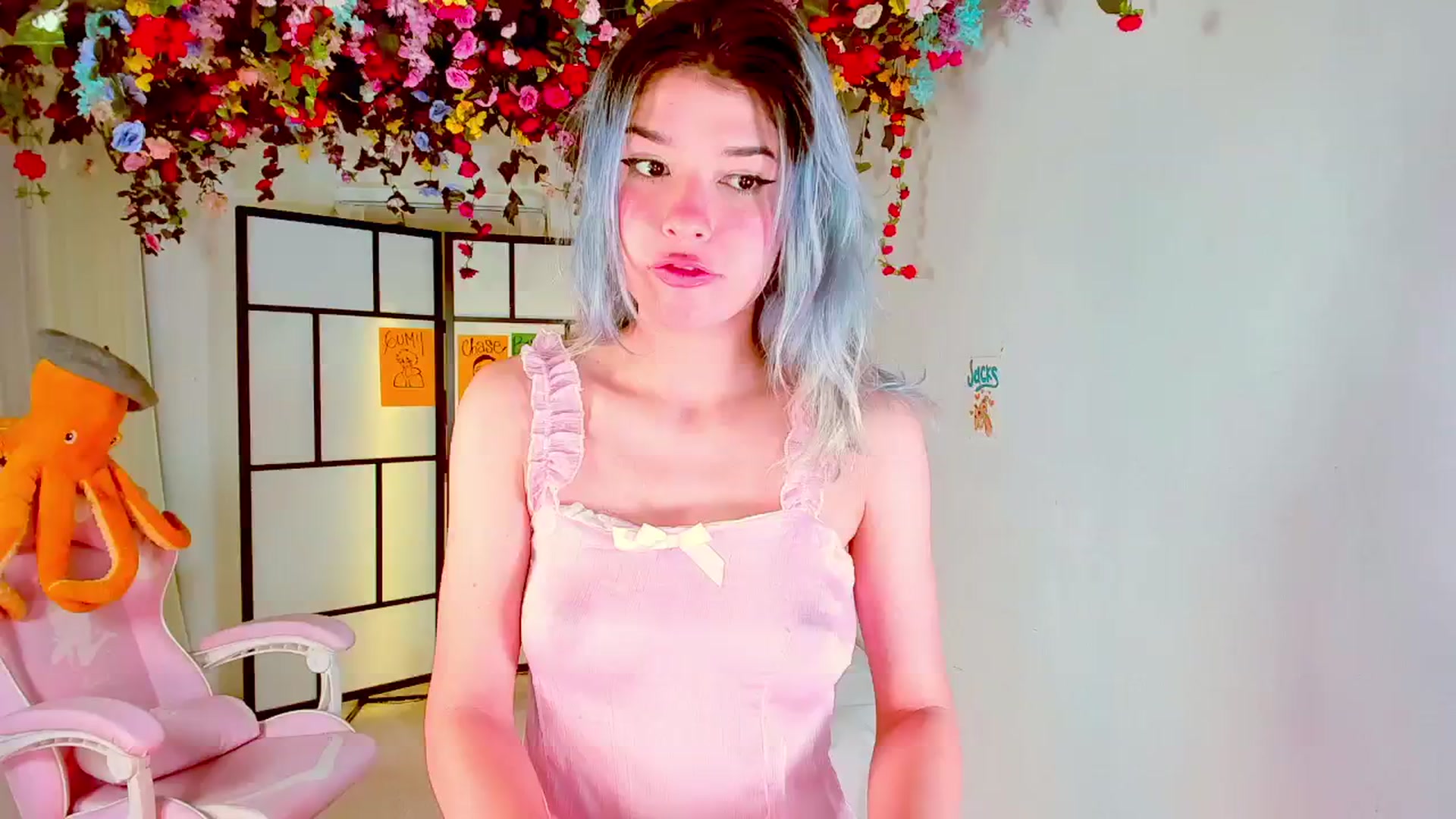 Gallery image thumbnail from Agostinha_Red's myfreecams stream on, 08/27/2024, 24:35 image 1 of 20