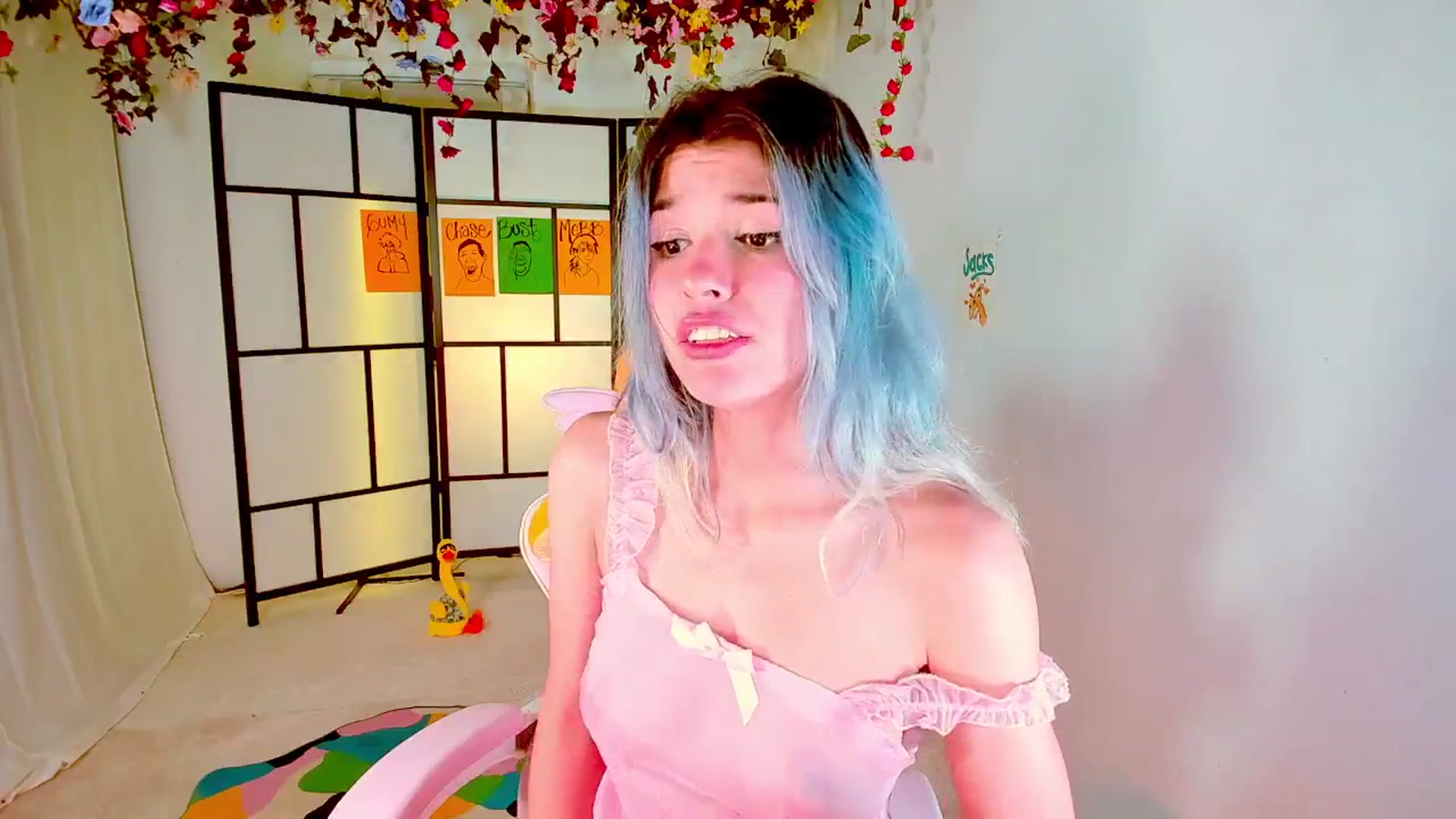Gallery image thumbnail from Agostinha_Red's myfreecams stream on, 08/27/2024, 24:35 image 16 of 20