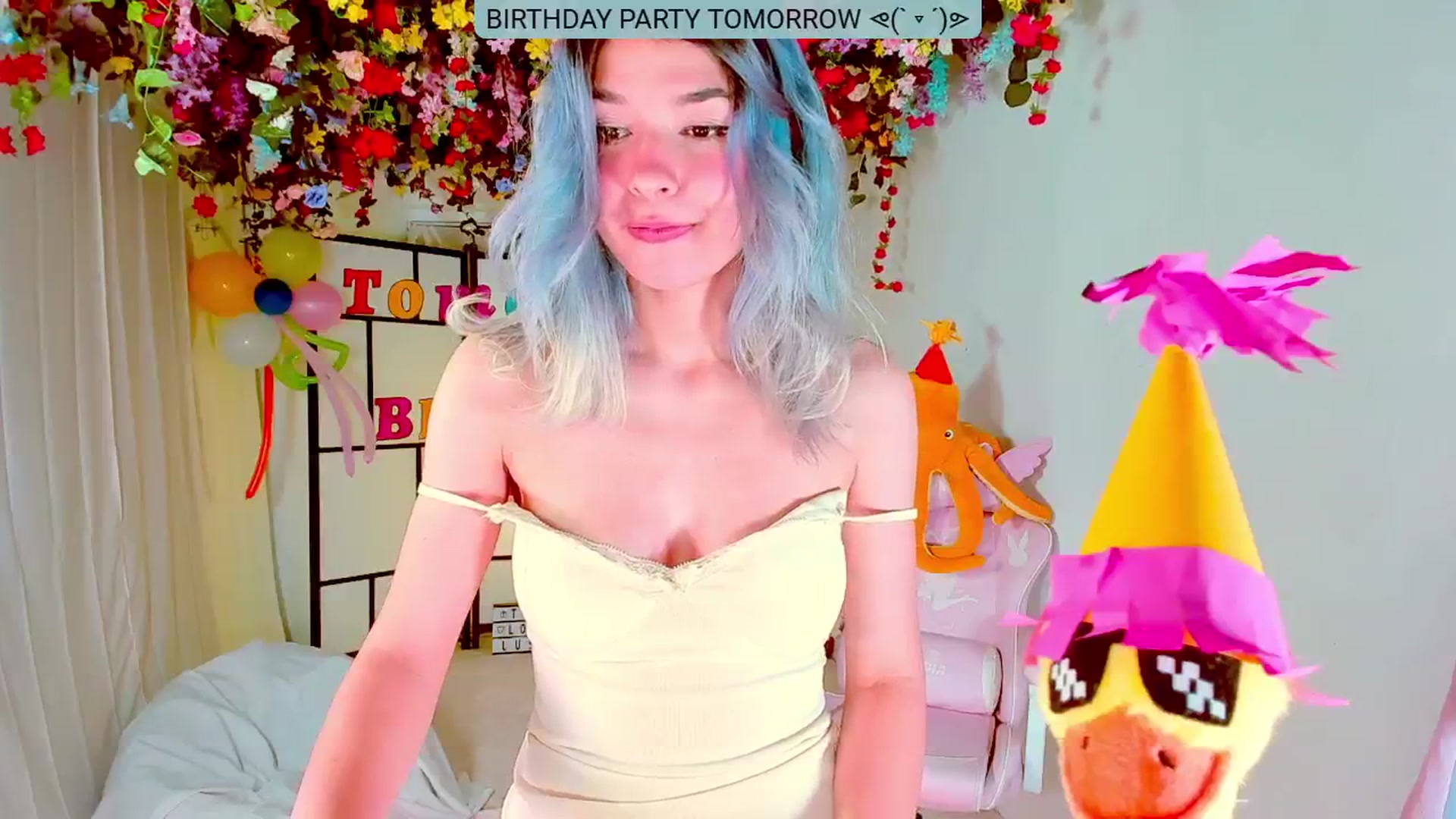 Gallery image thumbnail from Agostinha_Red's myfreecams stream on, 08/31/2024, 22:02 image 7 of 20