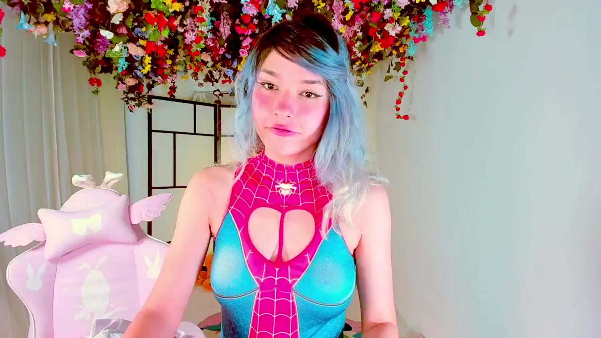Gallery image thumbnail from Agostinha_Red's myfreecams stream on, 09/04/2024, 23:16 image 12 of 20