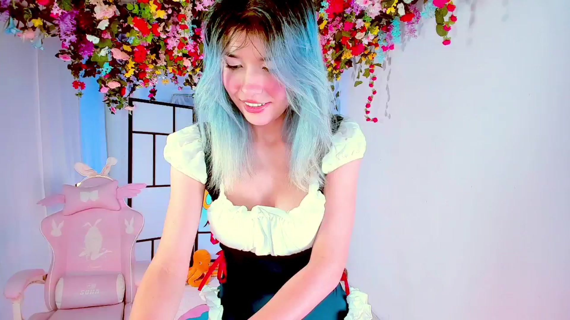 Gallery image thumbnail from Agostinha_Red's myfreecams stream on, 09/07/2024, 22:27 image 3 of 20