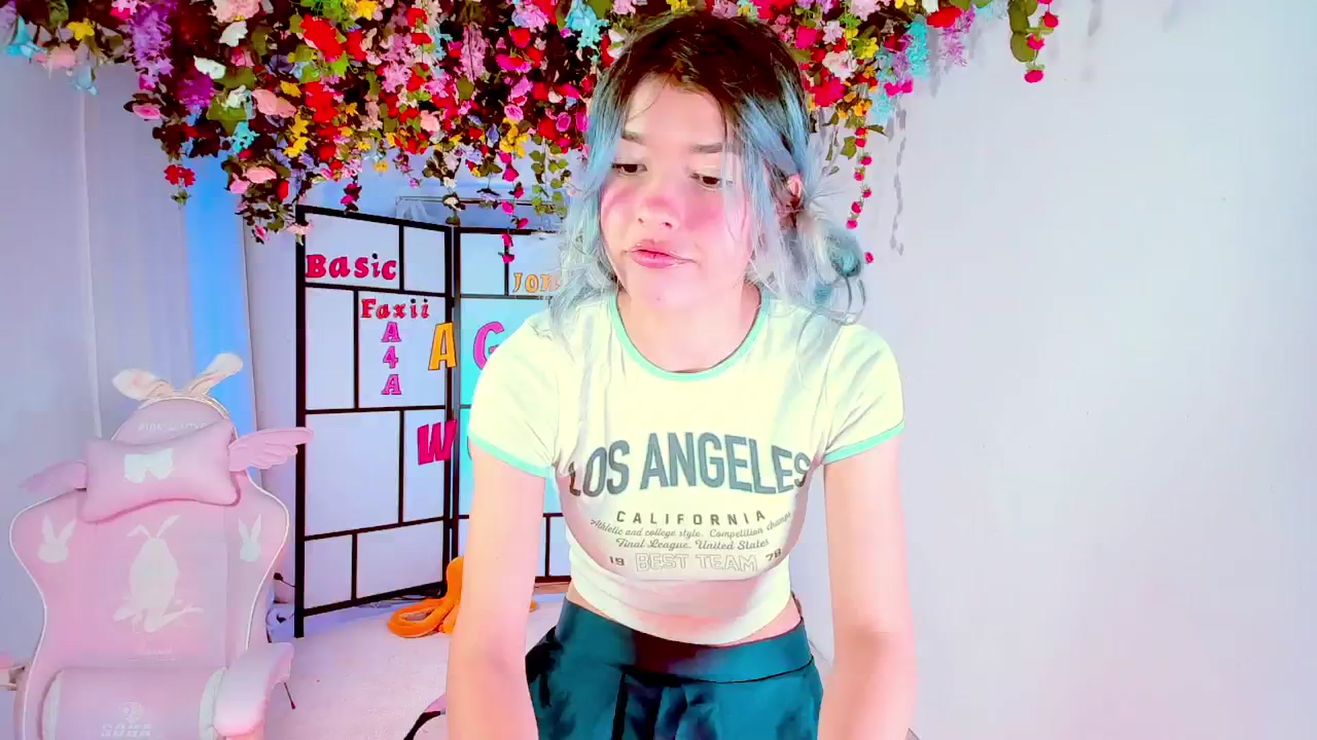 Gallery image thumbnail from Agostinha_Red's myfreecams stream on, 09/09/2024, 21:54 image 5 of 20
