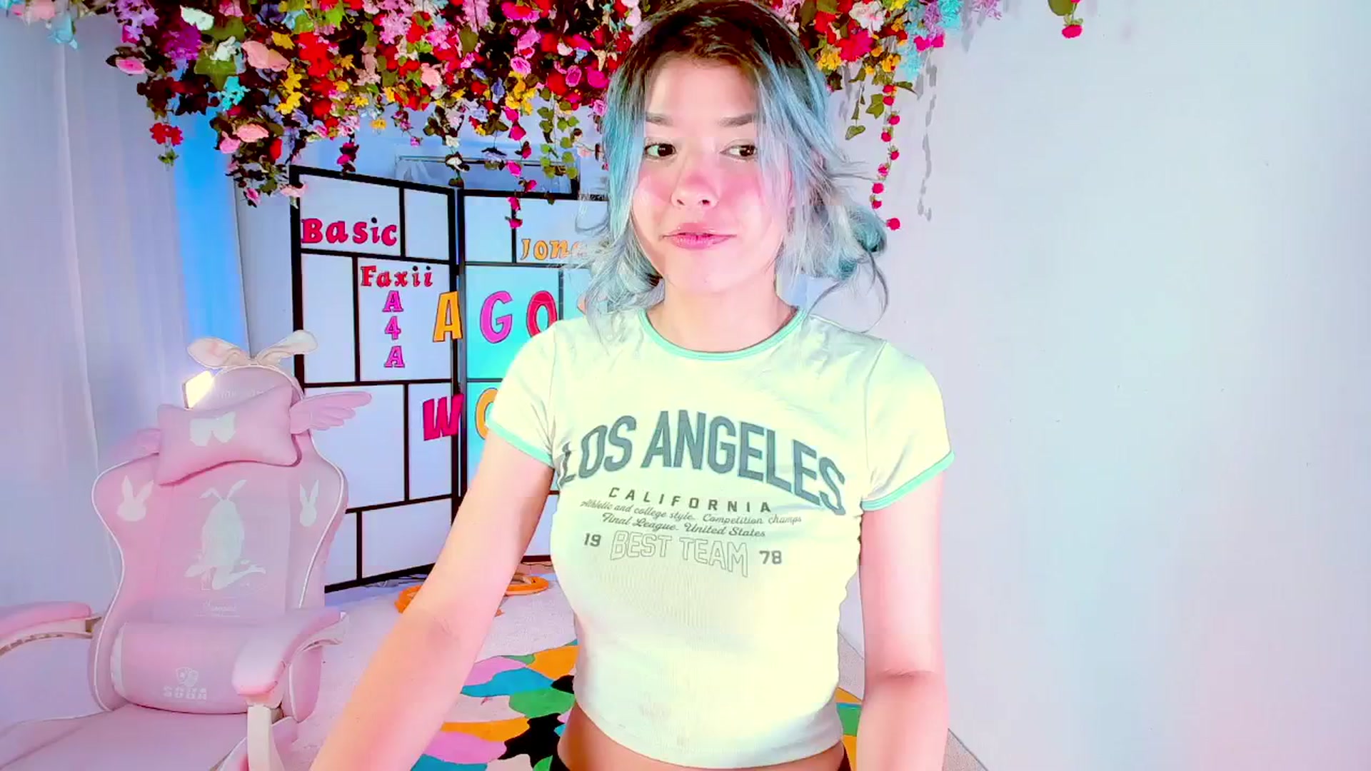 Gallery image thumbnail from Agostinha_Red's myfreecams stream on, 09/09/2024, 23:06 image 13 of 20