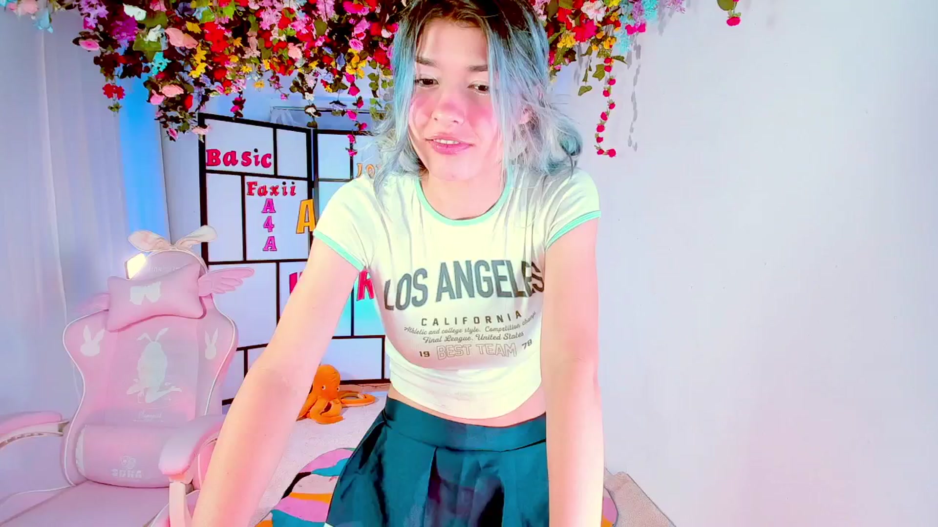 Gallery image thumbnail from Agostinha_Red's myfreecams stream on, 09/09/2024, 23:06 image 11 of 20