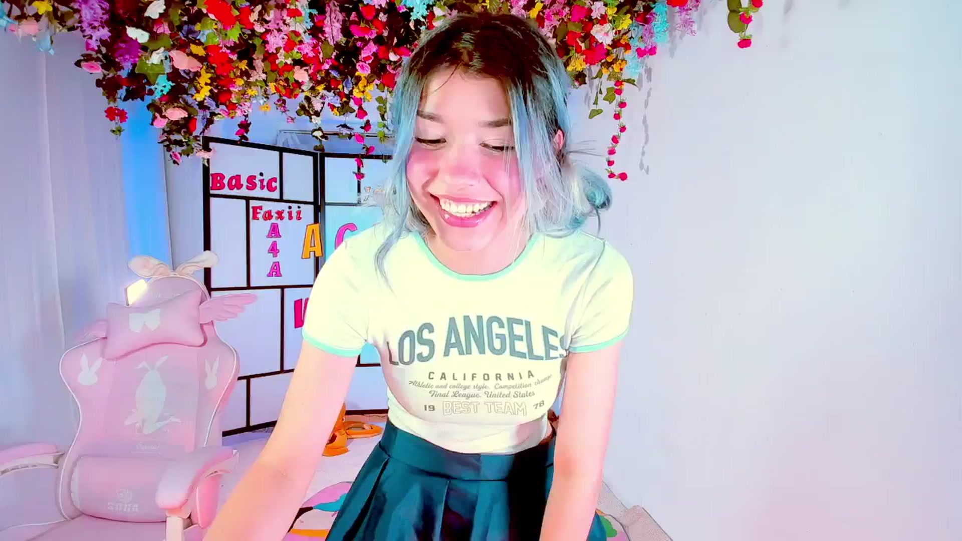 Gallery image thumbnail from Agostinha_Red's myfreecams stream on, 09/09/2024, 23:06 image 1 of 20