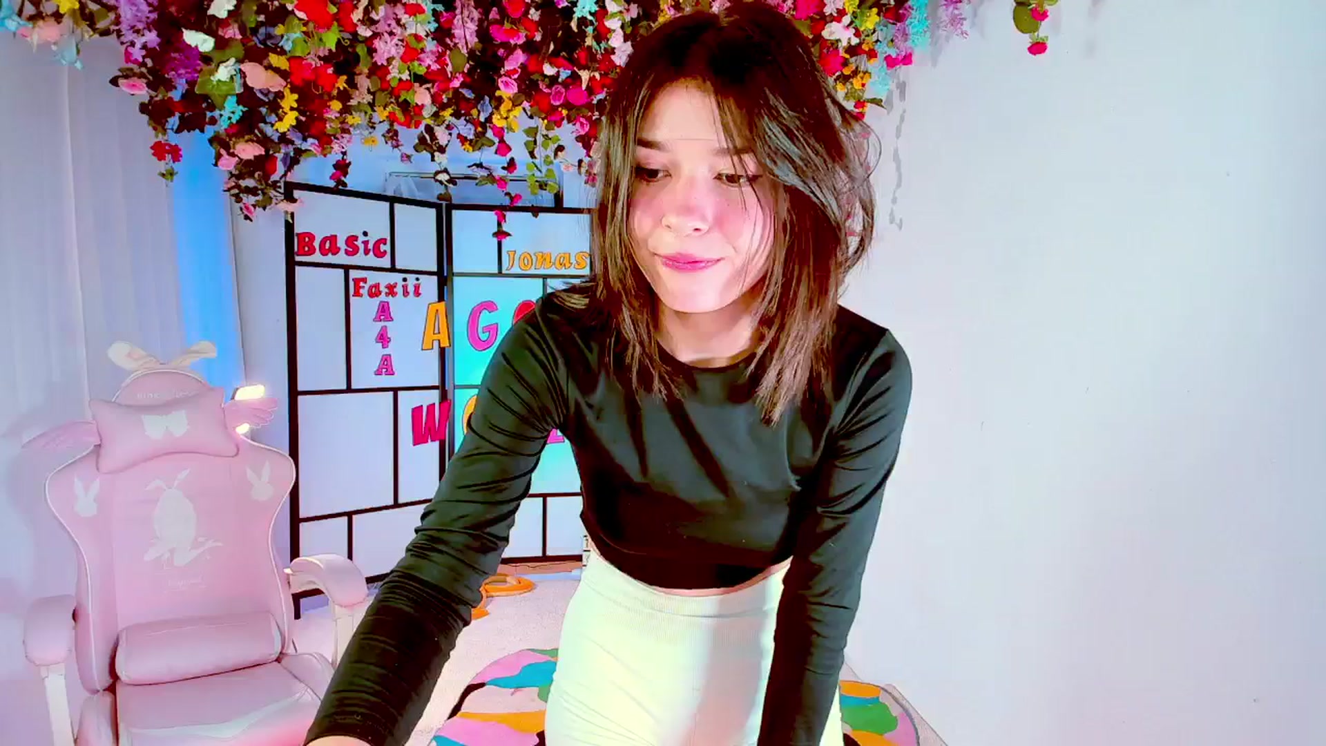 Gallery image thumbnail from Agostinha_Red's myfreecams stream on, 09/13/2024, 02:21 image 8 of 20
