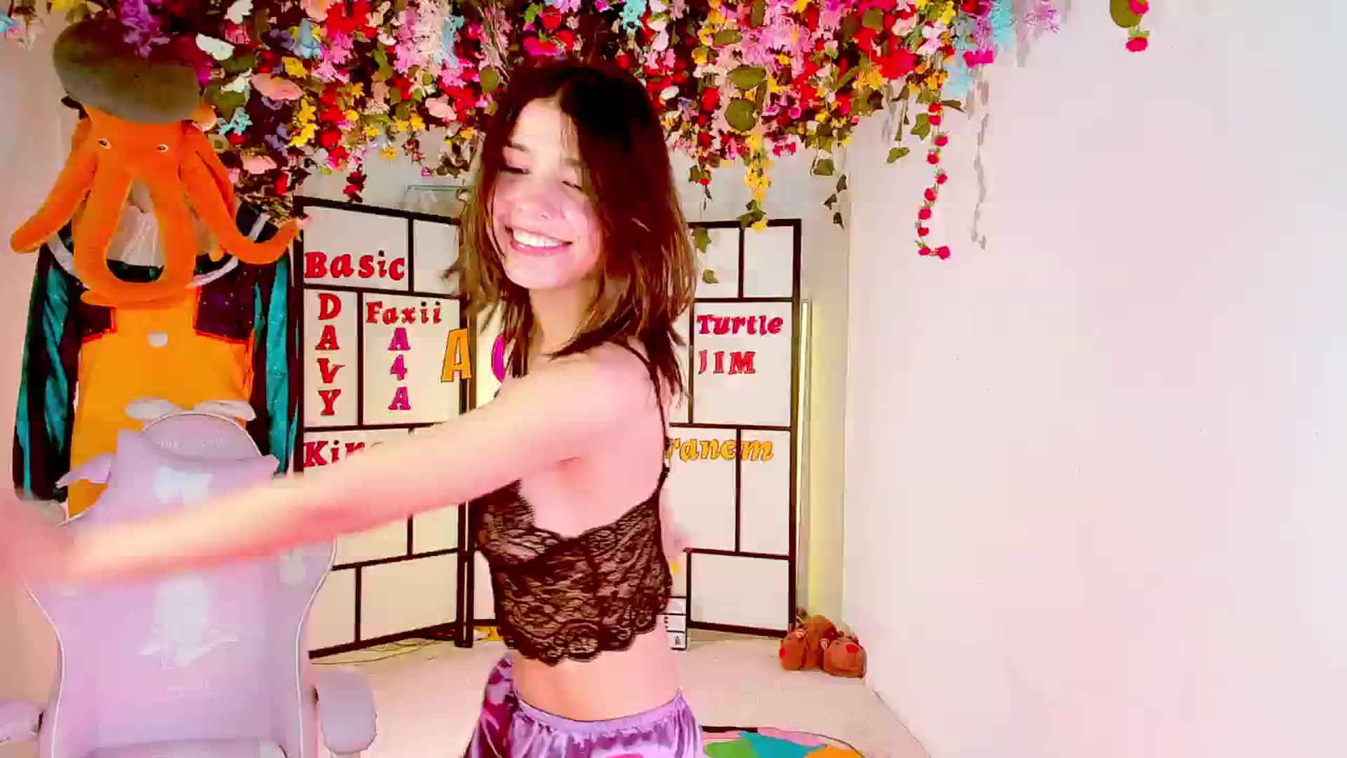 Gallery image thumbnail from Agostinha_Red's myfreecams stream on, 09/24/2024, 14:07 image 2 of 20