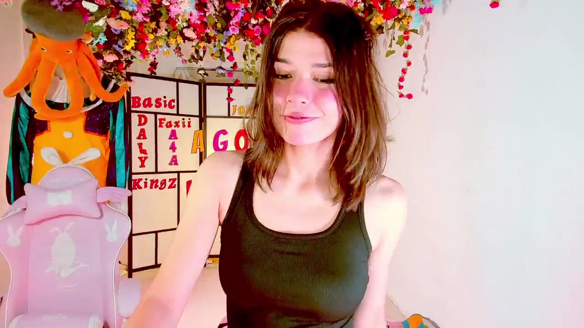 Gallery image thumbnail from Agostinha_Red's myfreecams stream on, 09/27/2024, 18:11 image 4 of 20