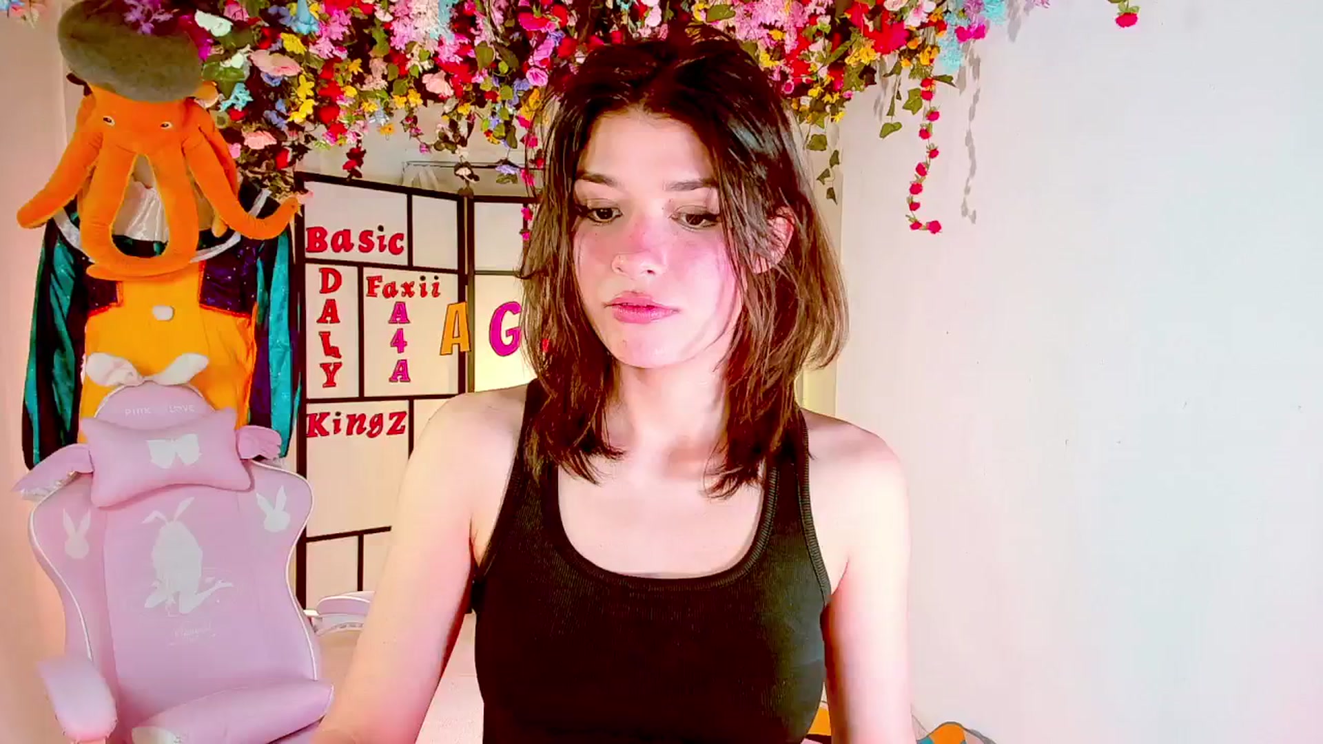 Gallery image thumbnail from Agostinha_Red's myfreecams stream on, 09/27/2024, 19:18 image 8 of 20