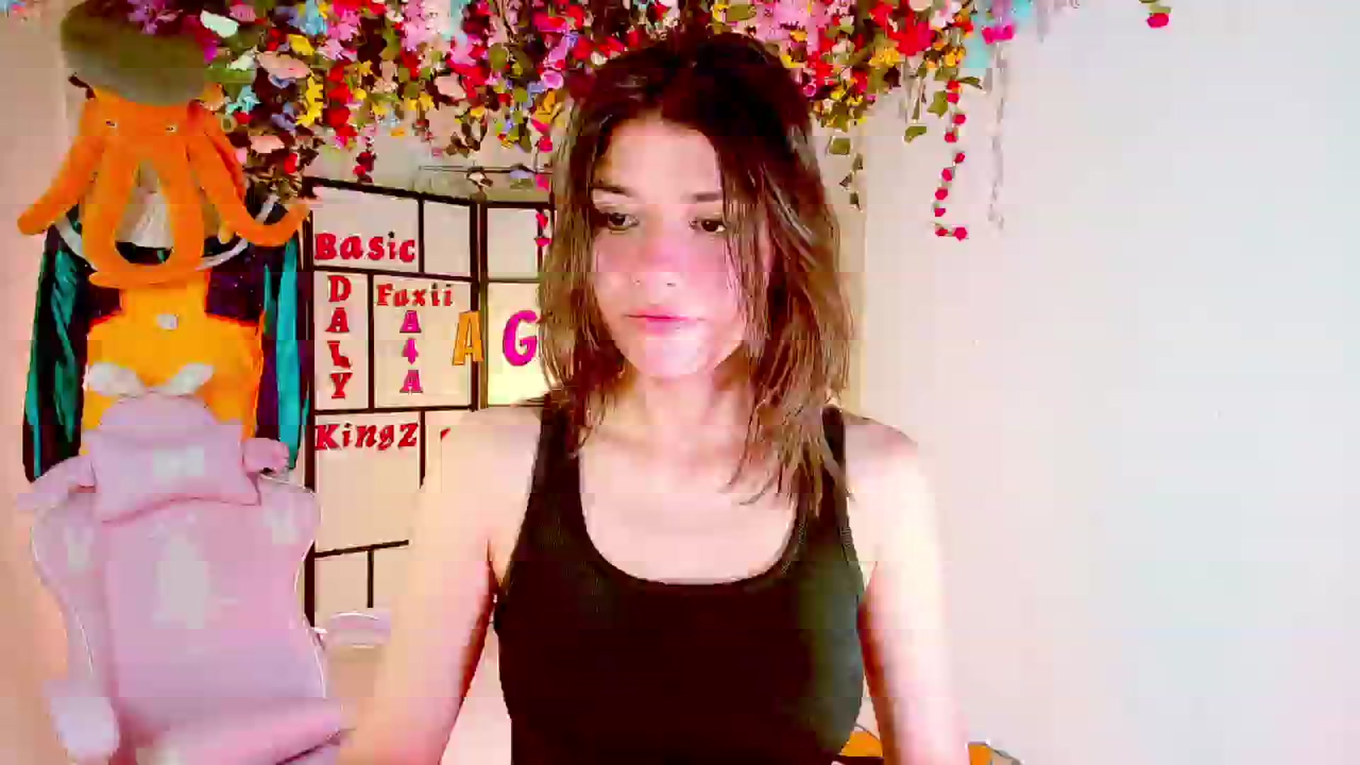 Gallery image thumbnail from Agostinha_Red's myfreecams stream on, 09/27/2024, 19:18 image 9 of 20