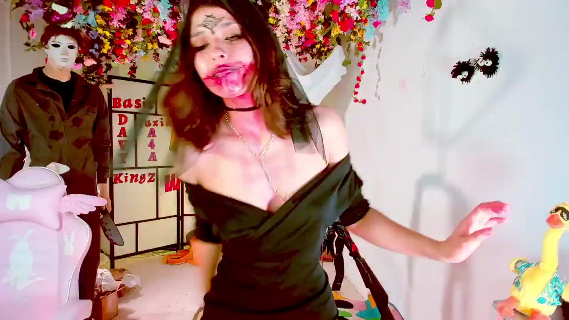Gallery image thumbnail from Agostinha_Red's myfreecams stream on, 10/13/2024, 20:48 image 6 of 20