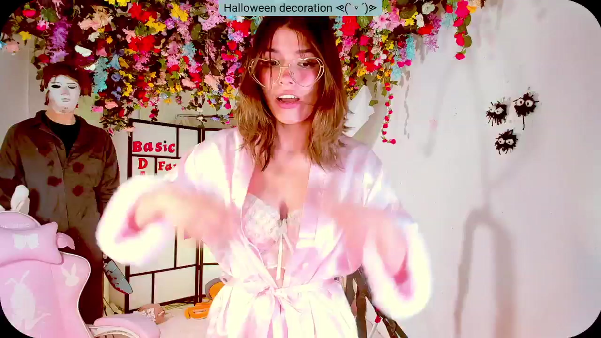 Gallery image thumbnail from Agostinha_Red's myfreecams stream on, 10/25/2024, 19:36 image 12 of 20