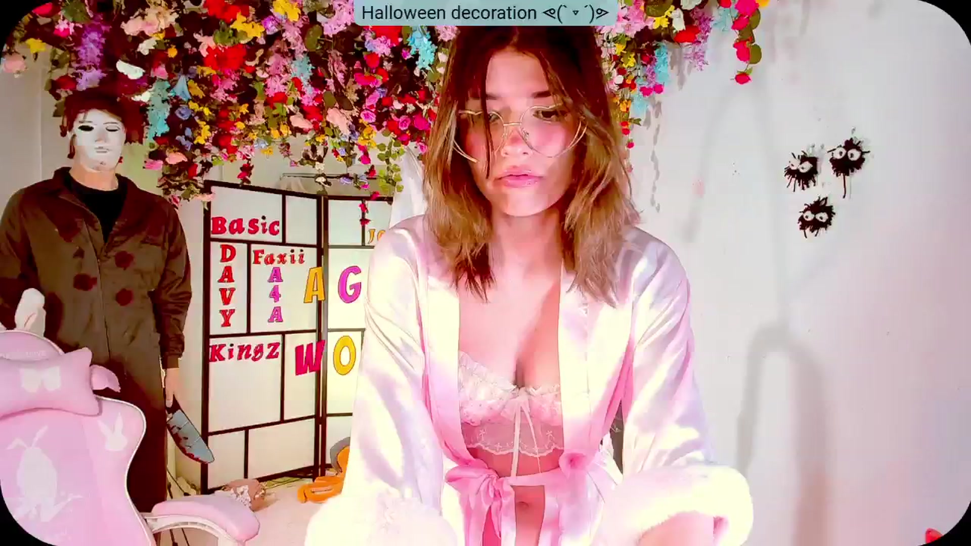 Gallery image thumbnail from Agostinha_Red's myfreecams stream on, 10/25/2024, 19:36 image 20 of 20