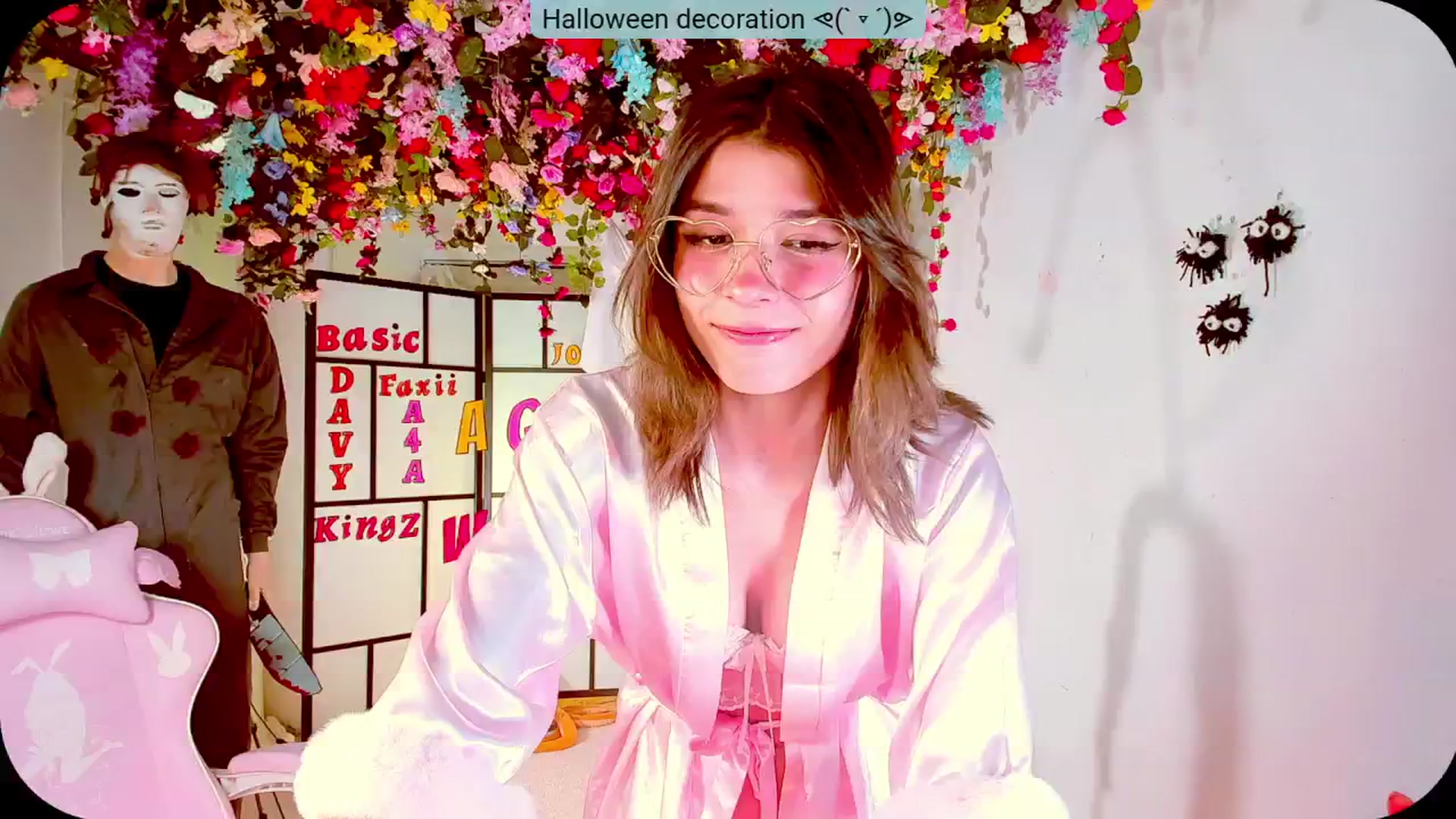 Gallery image thumbnail from Agostinha_Red's myfreecams stream on, 10/25/2024, 19:36 image 19 of 20