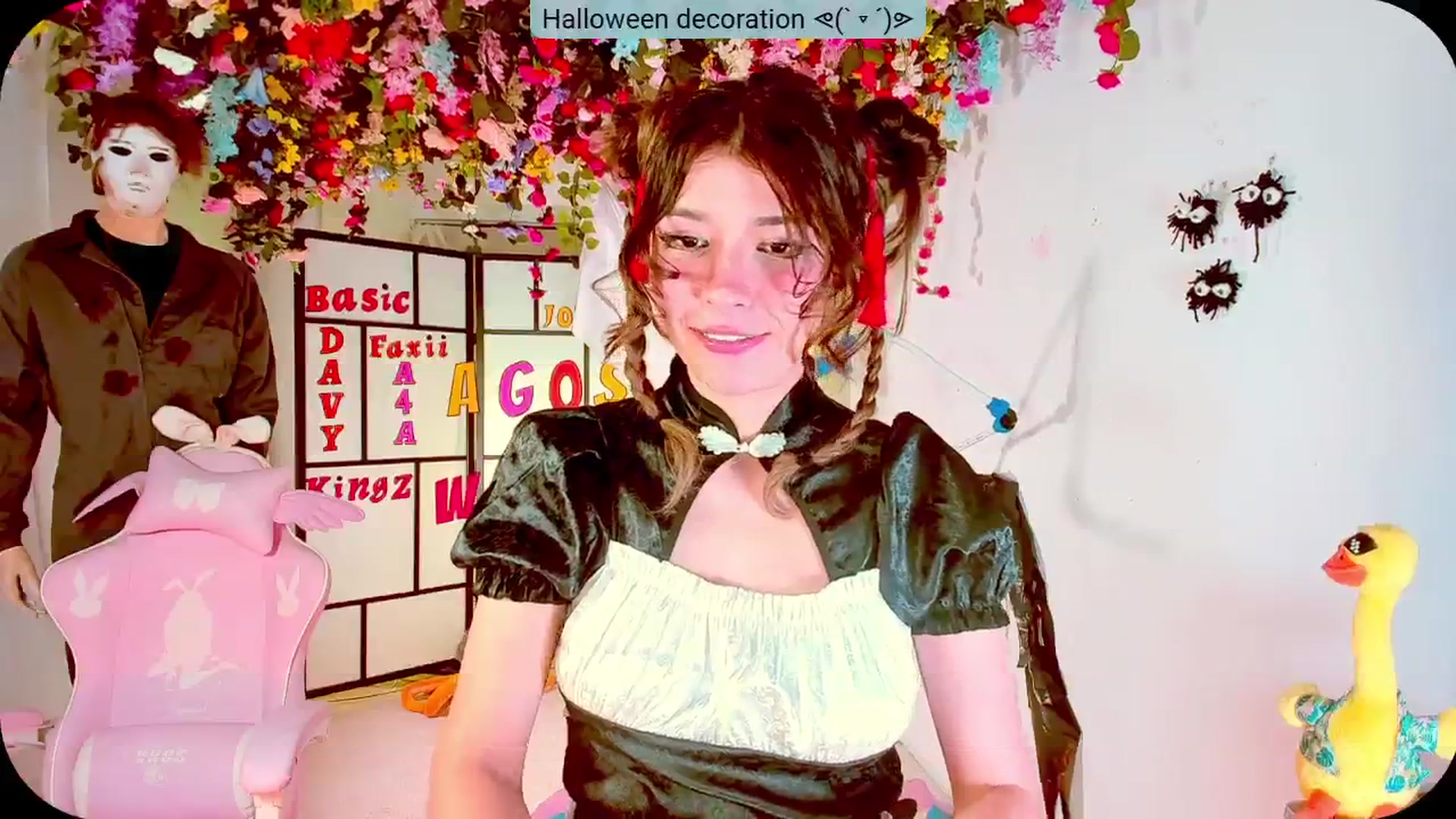 Gallery image thumbnail from Agostinha_Red's myfreecams stream on, 10/28/2024, 21:04 image 16 of 20