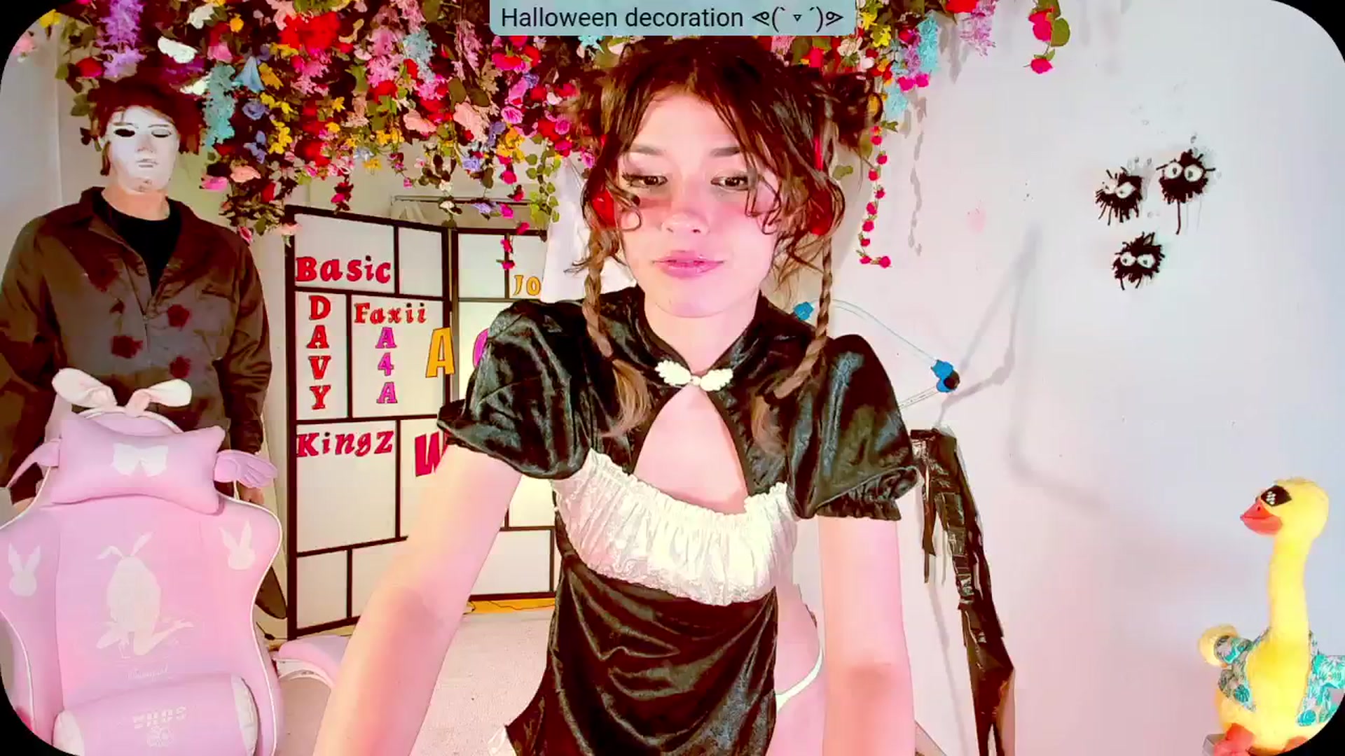 Gallery image thumbnail from Agostinha_Red's myfreecams stream on, 10/28/2024, 21:04 image 4 of 20