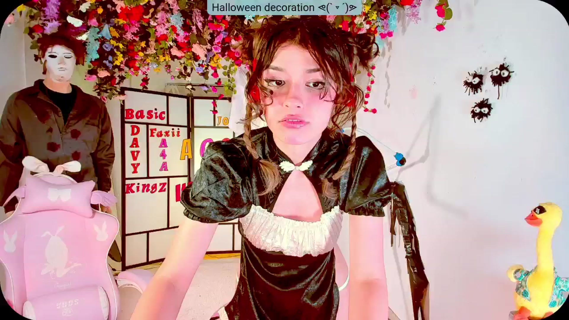 Gallery image thumbnail from Agostinha_Red's myfreecams stream on, 10/28/2024, 21:04 image 3 of 20