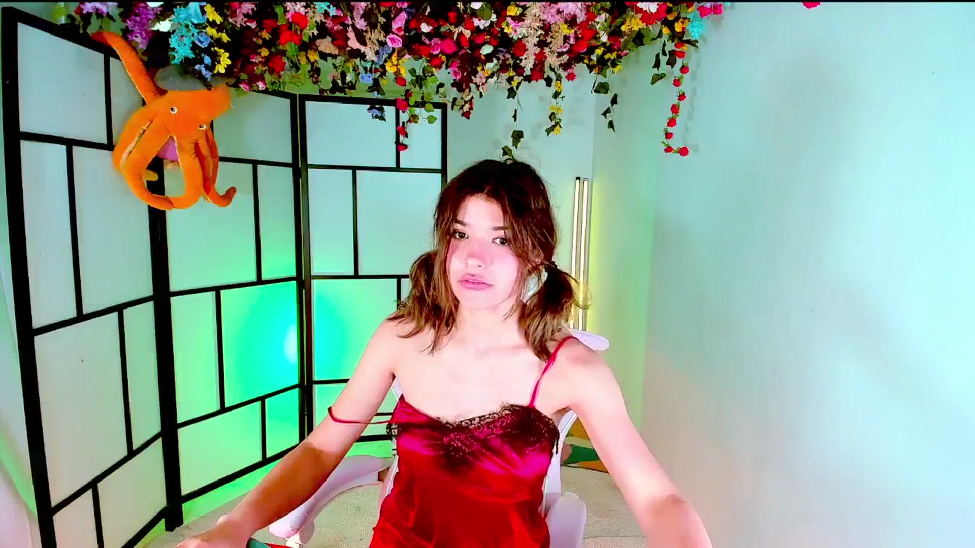 Gallery image thumbnail from Agostinha_Red's myfreecams stream on, 11/06/2024, 21:01 image 17 of 20