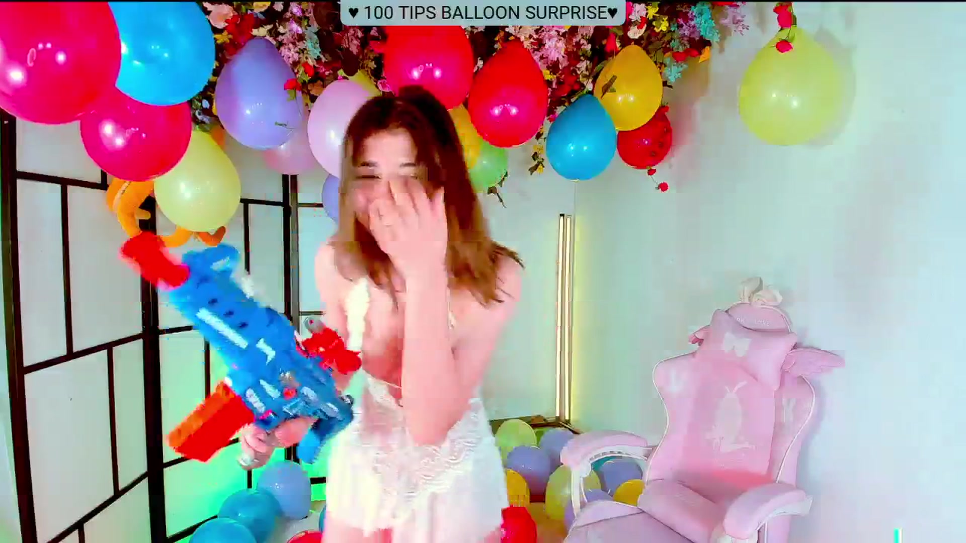 Gallery image thumbnail from Agostinha_Red's myfreecams stream on, 11/10/2024, 20:56 image 12 of 20