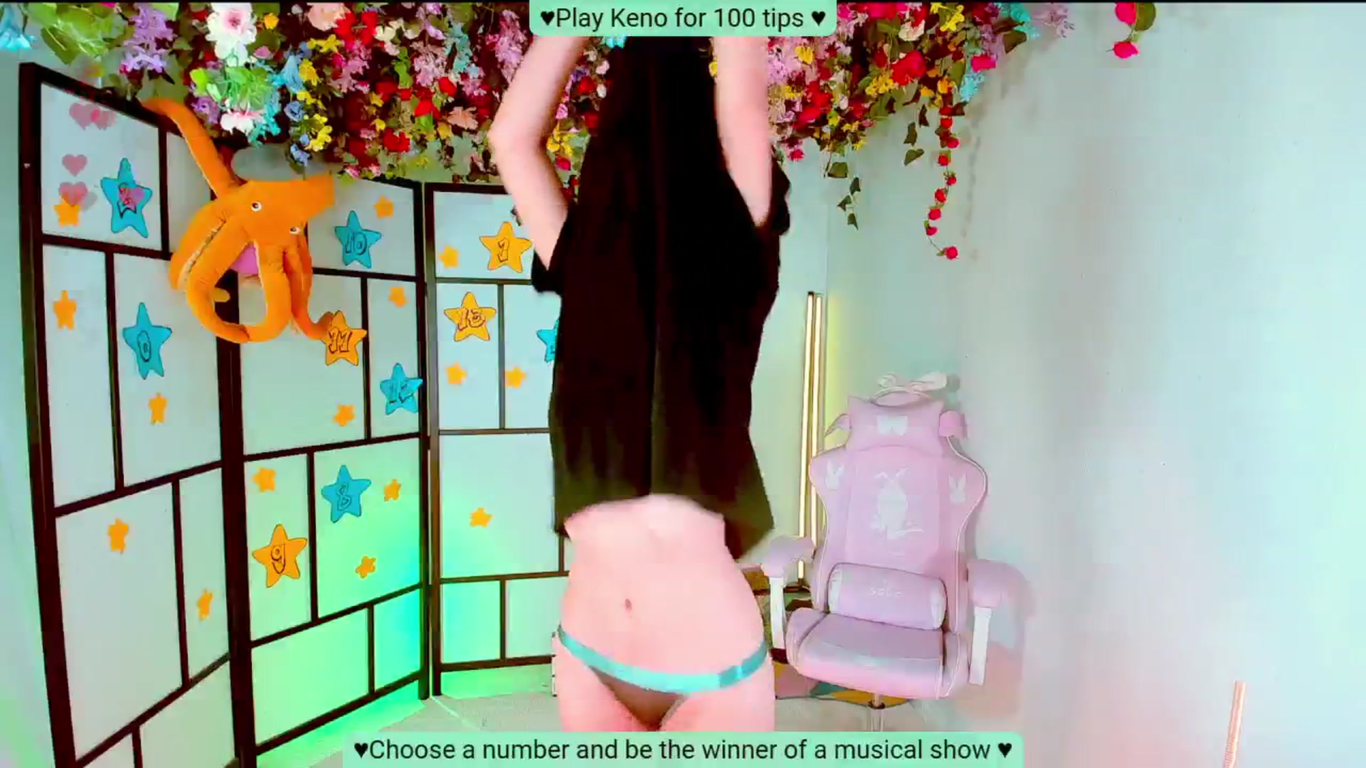 Gallery image thumbnail from Agostinha_Red's myfreecams stream on, 11/11/2024, 22:20 image 9 of 20