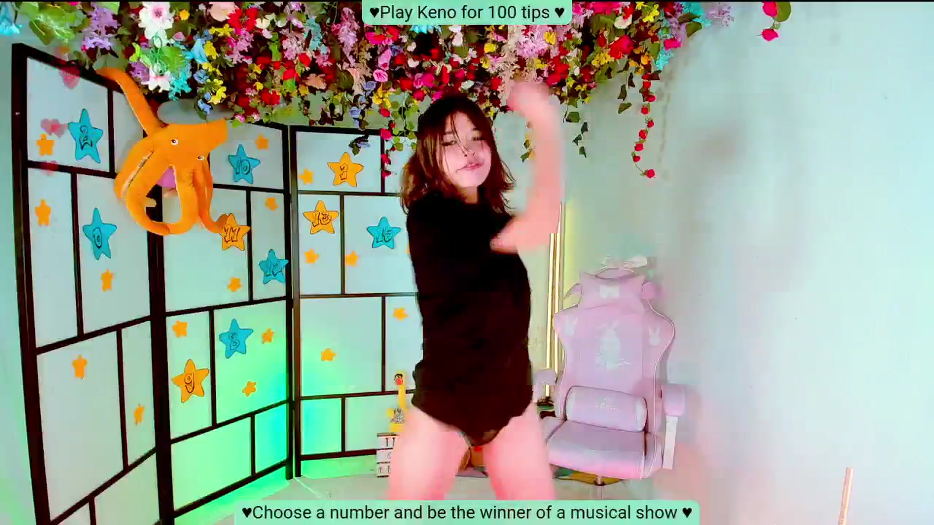 Gallery image thumbnail from Agostinha_Red's myfreecams stream on, 11/11/2024, 22:20 image 8 of 20