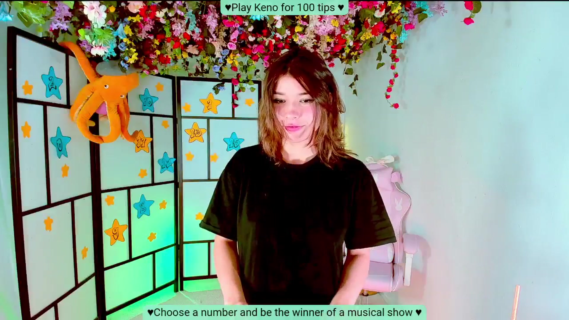Gallery image thumbnail from Agostinha_Red's myfreecams stream on, 11/11/2024, 22:20 image 7 of 20