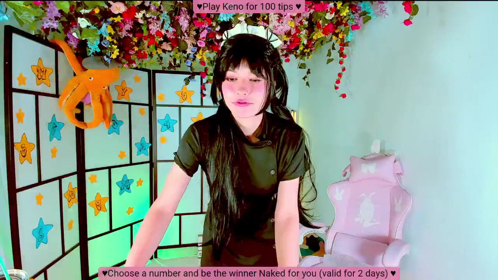 Gallery image thumbnail from Agostinha_Red's myfreecams stream on, 11/13/2024, 19:29 image 2 of 20
