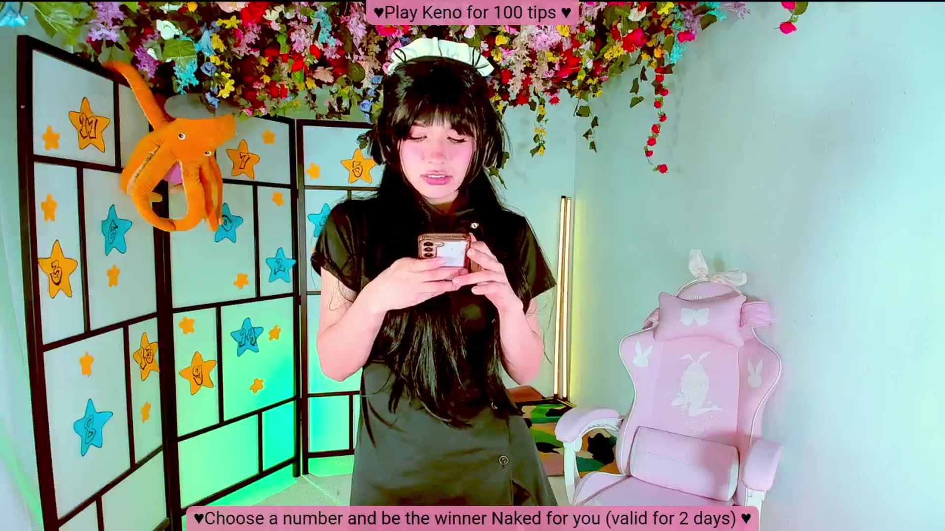 Gallery image thumbnail from Agostinha_Red's myfreecams stream on, 11/13/2024, 20:00 image 2 of 20