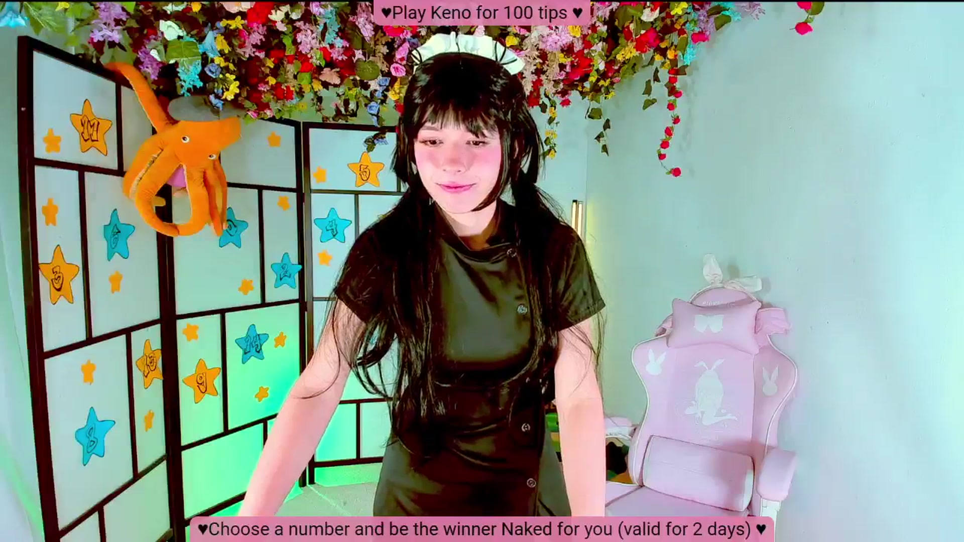 Gallery image thumbnail from Agostinha_Red's myfreecams stream on, 11/13/2024, 20:00 image 18 of 20