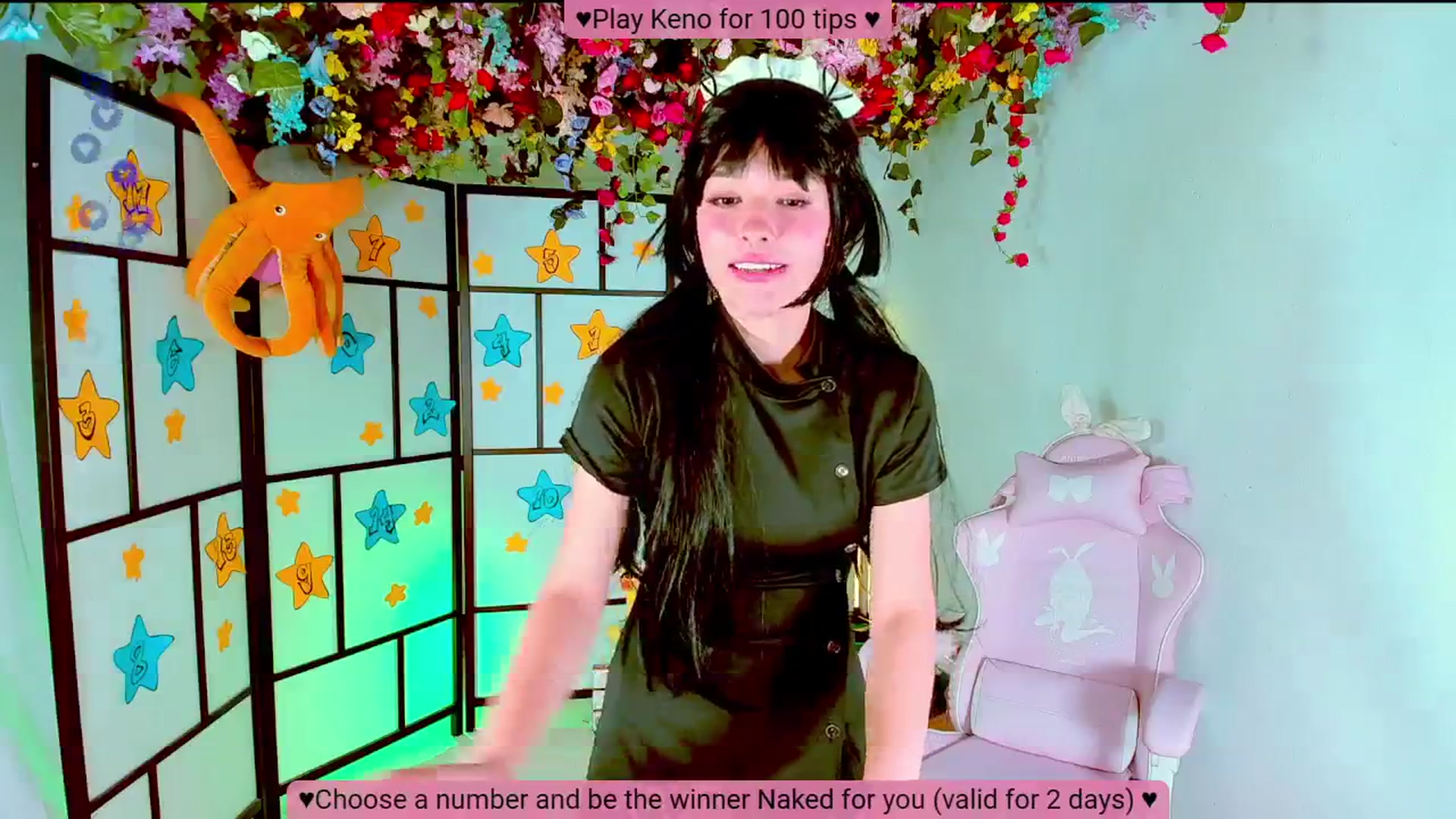 Gallery image thumbnail from Agostinha_Red's myfreecams stream on, 11/13/2024, 20:00 image 9 of 20