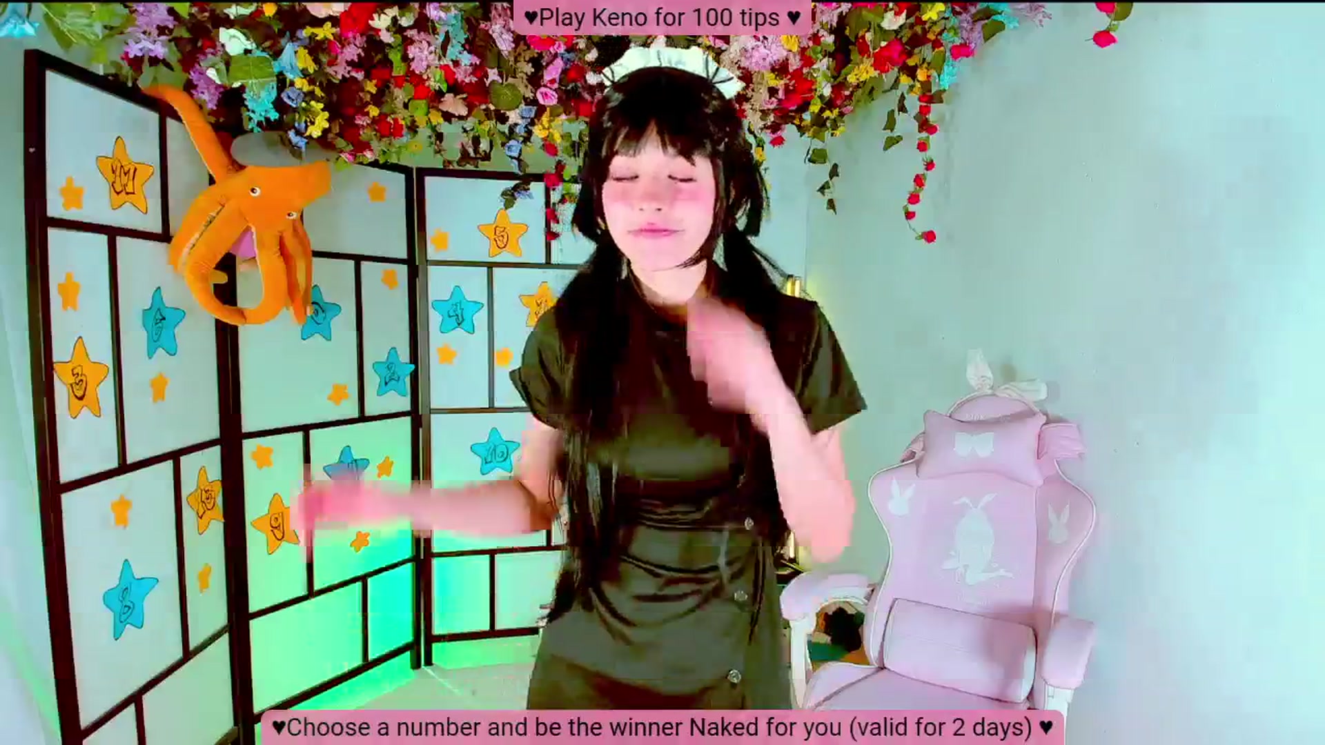 Gallery image thumbnail from Agostinha_Red's myfreecams stream on, 11/13/2024, 20:00 image 13 of 20