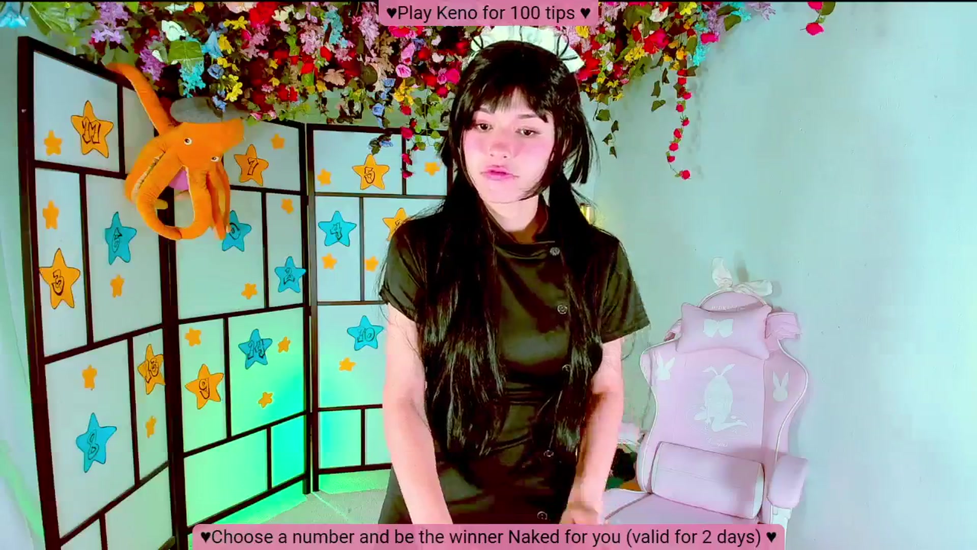 Gallery image thumbnail from Agostinha_Red's myfreecams stream on, 11/13/2024, 20:00 image 4 of 20