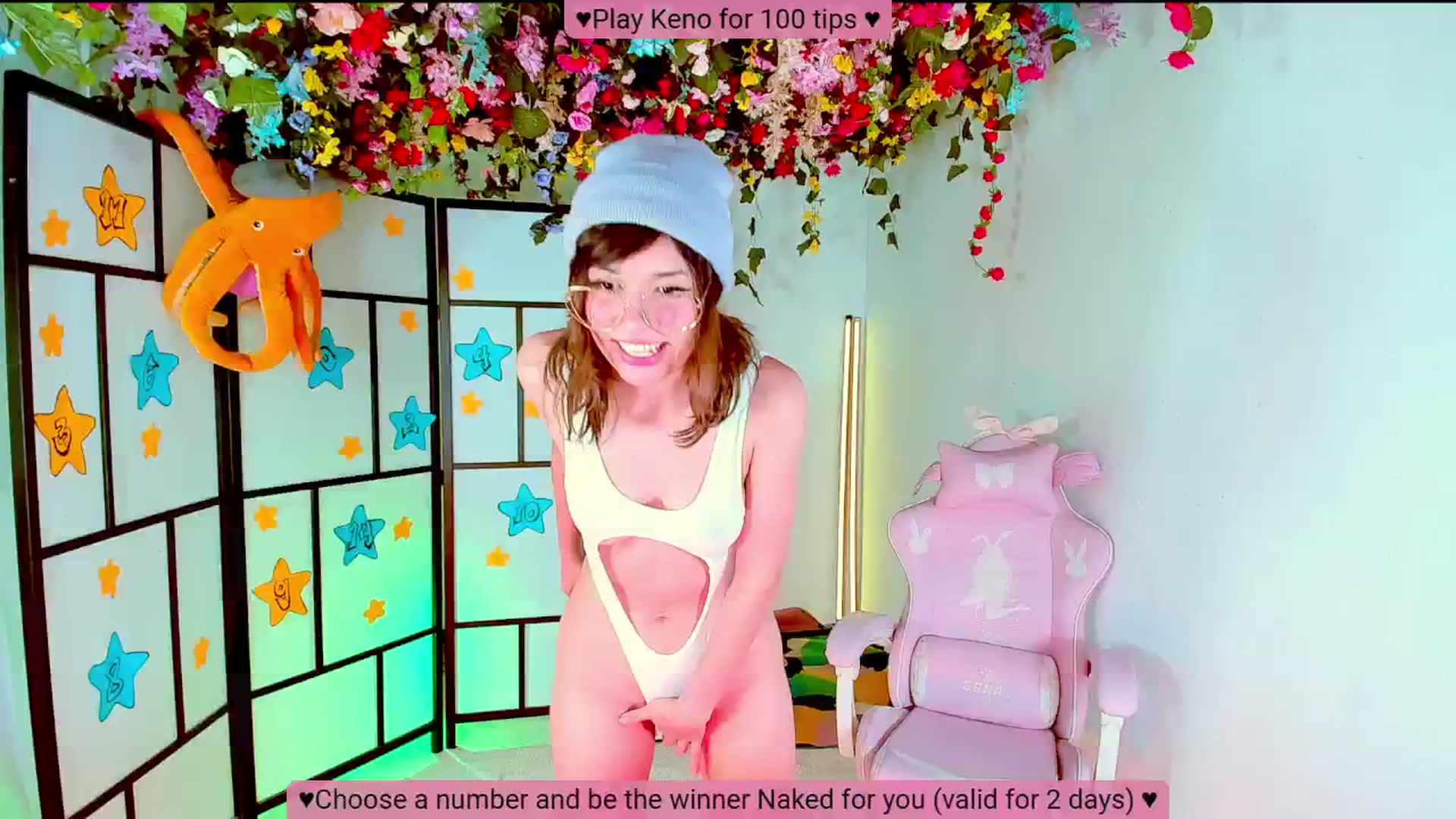 Gallery image thumbnail from Agostinha_Red's myfreecams stream on, 11/15/2024, 21:43 image 7 of 20